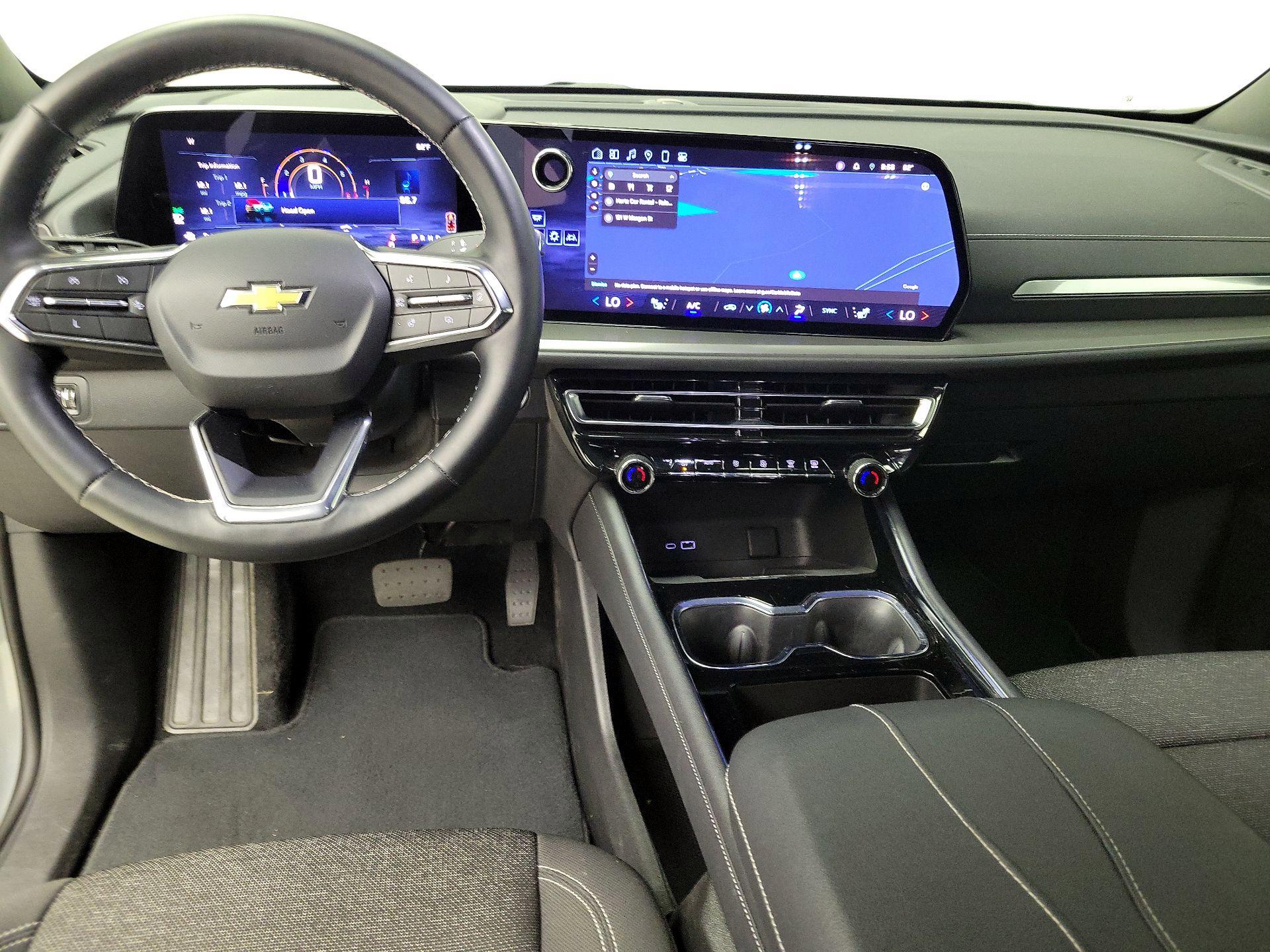 Thumbnail: 2025 Chevrolet Traverse - 9