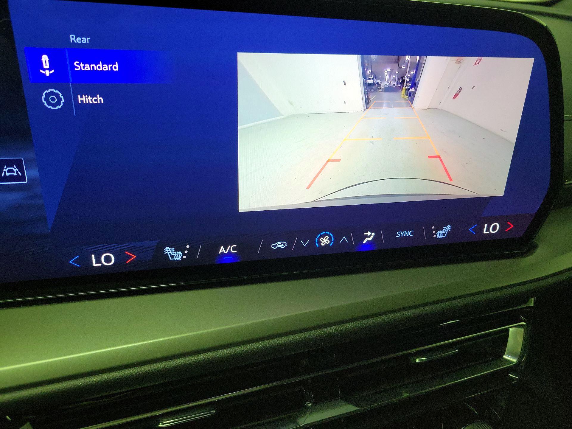 Thumbnail: 2025 Chevrolet Traverse - 15