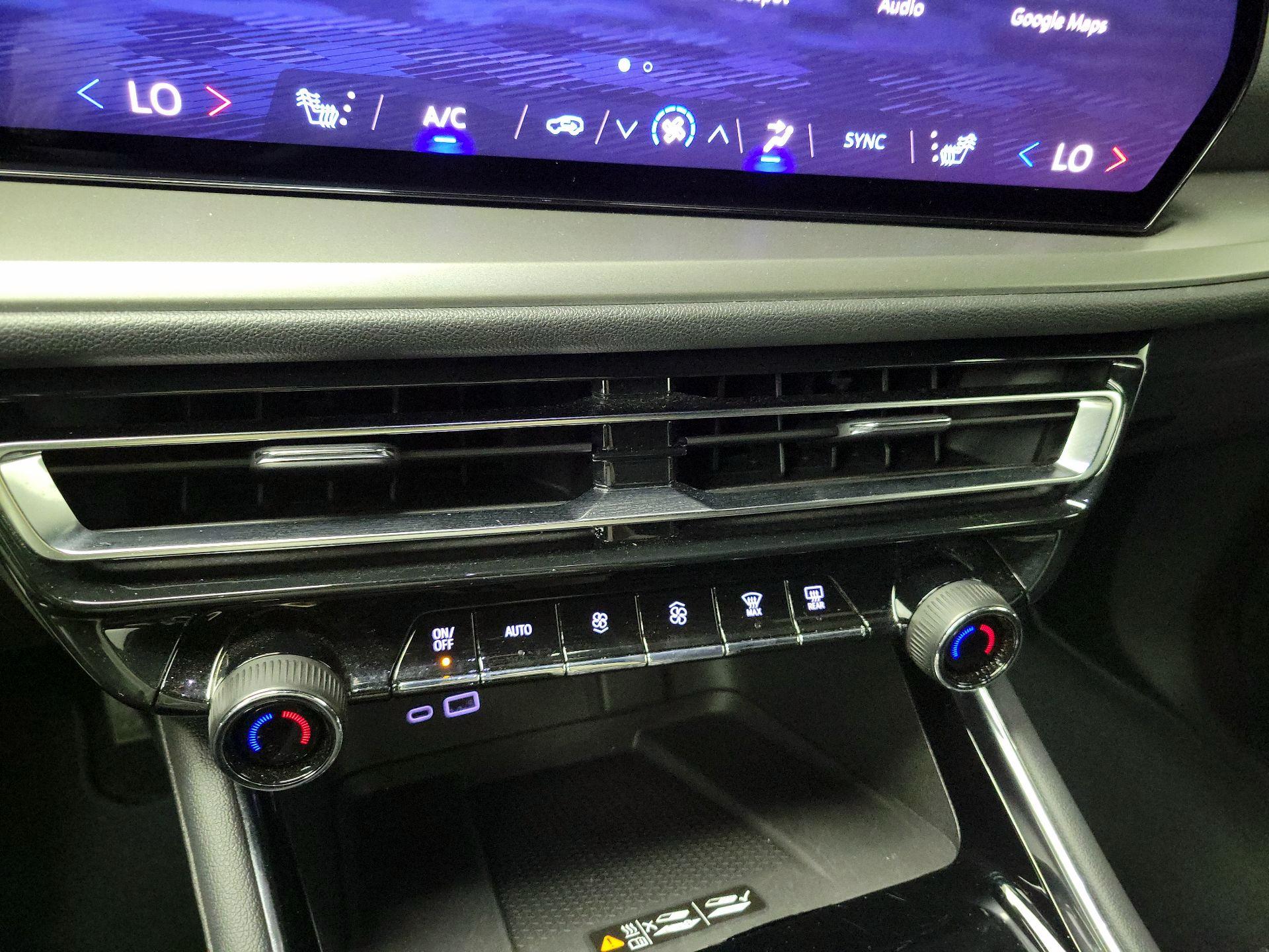 Thumbnail: 2025 Chevrolet Traverse - 17