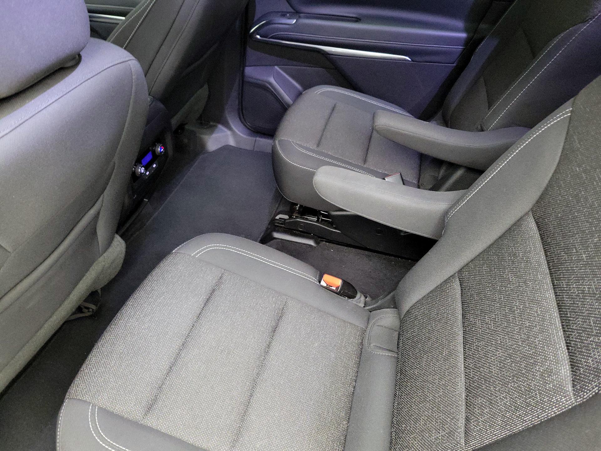 Thumbnail: 2025 Chevrolet Traverse - 20