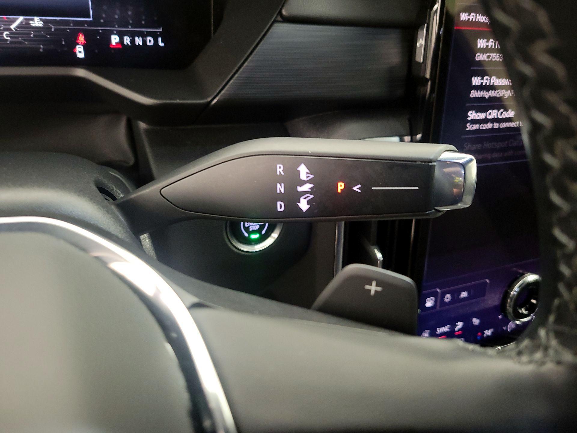 Thumbnail: 2025 GMC Acadia - 17