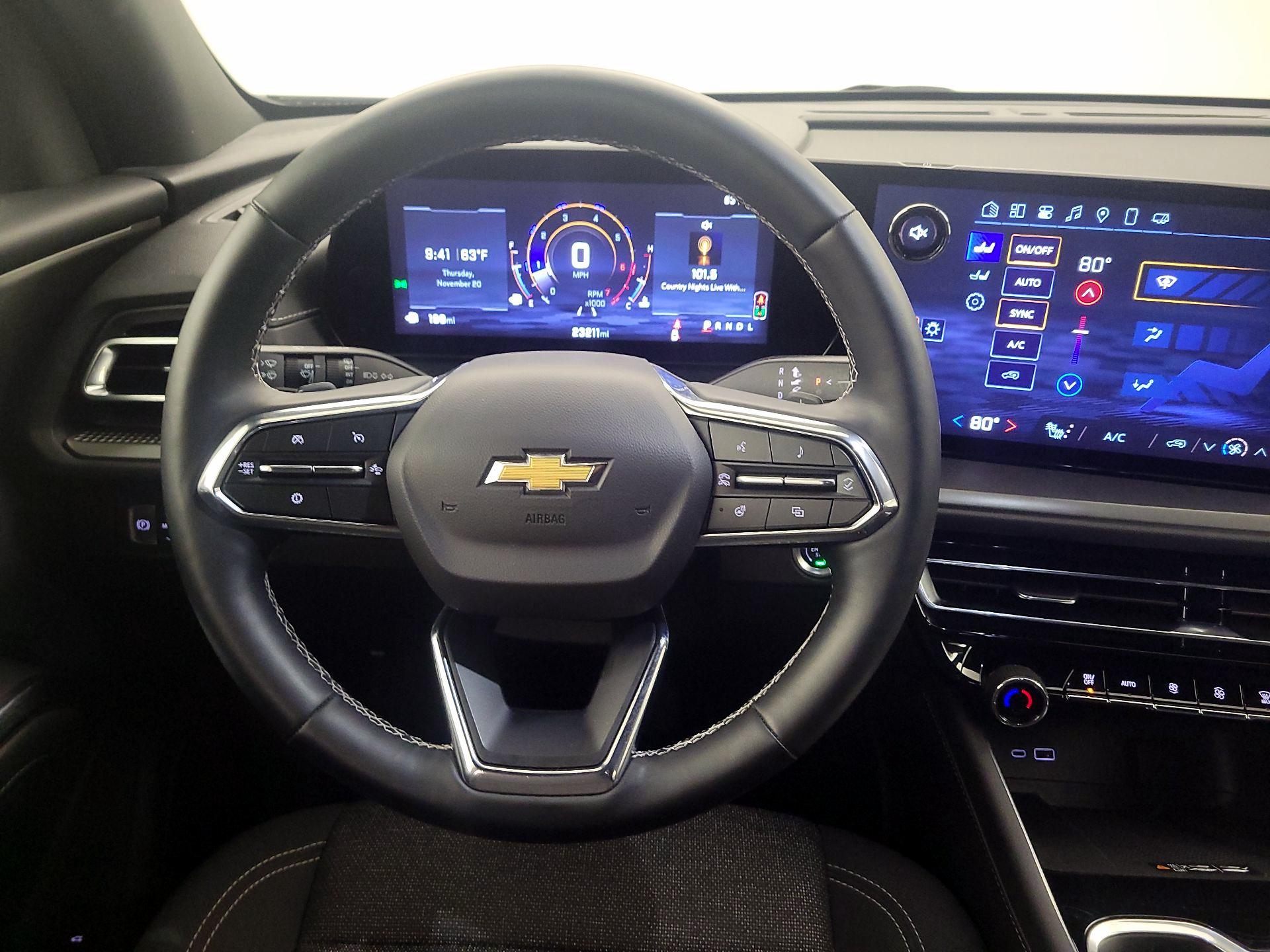 Thumbnail: 2025 Chevrolet Traverse - 10