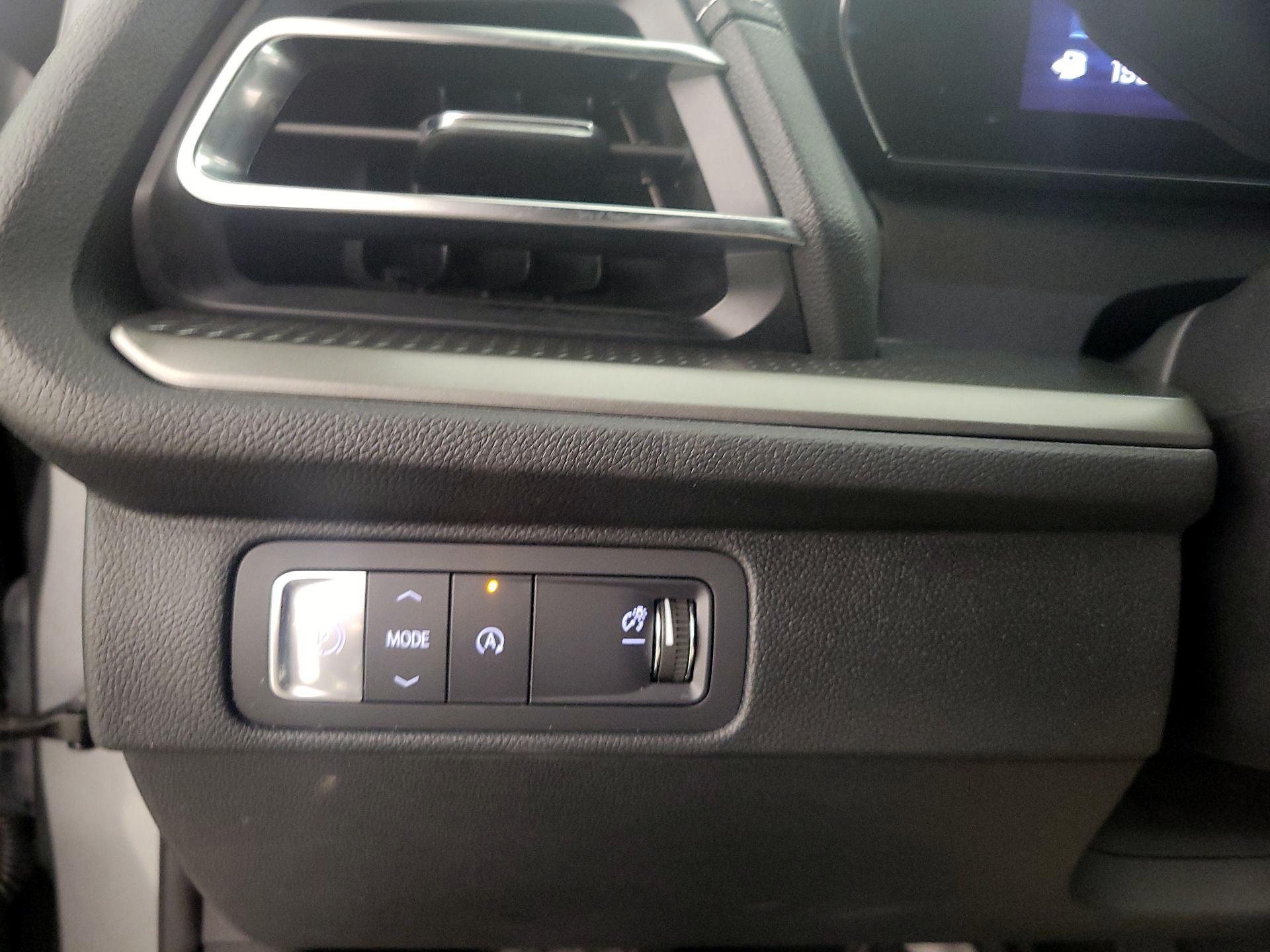 Thumbnail: 2025 Chevrolet Traverse - 13