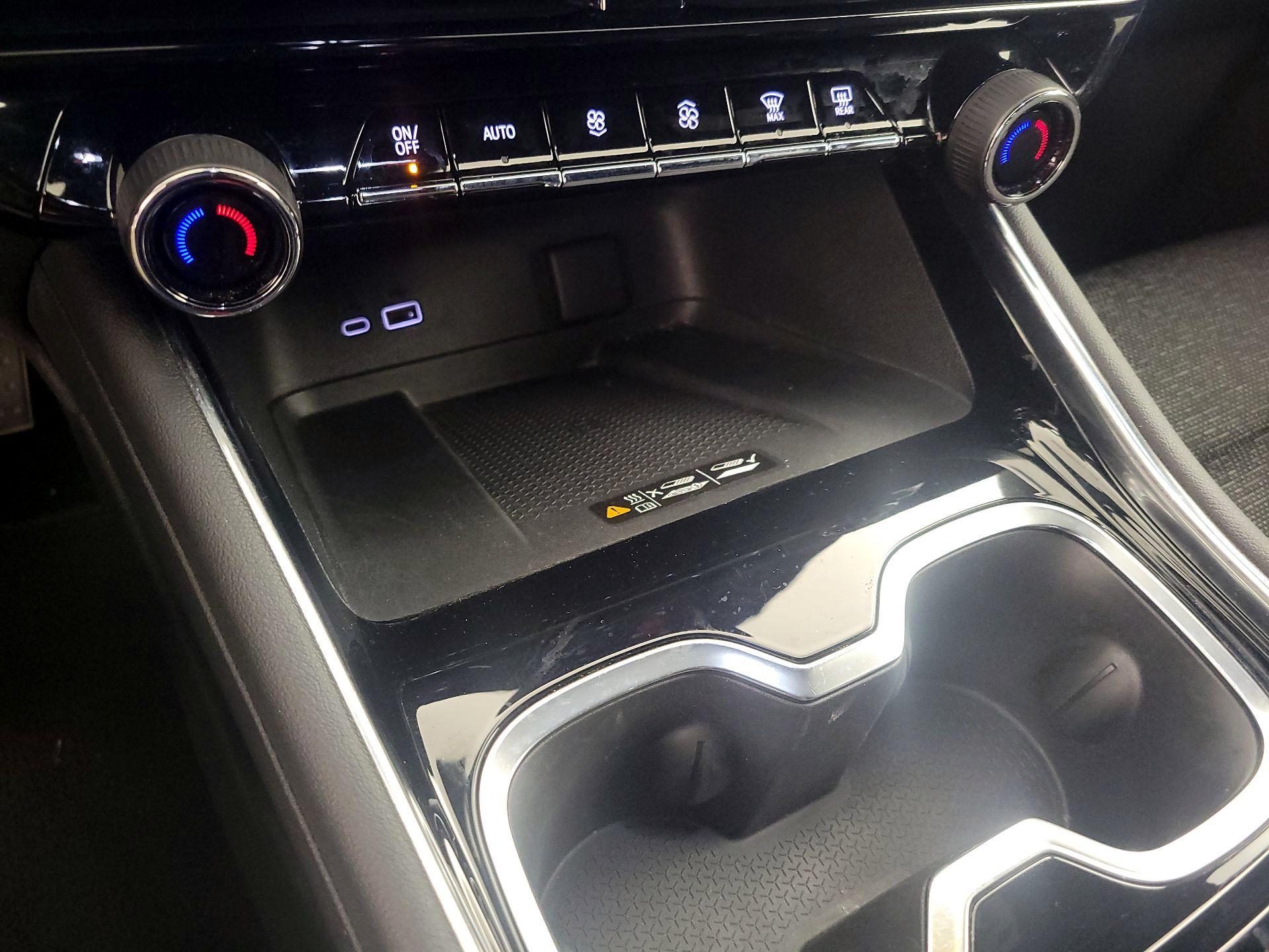 Thumbnail: 2025 Chevrolet Traverse - 16