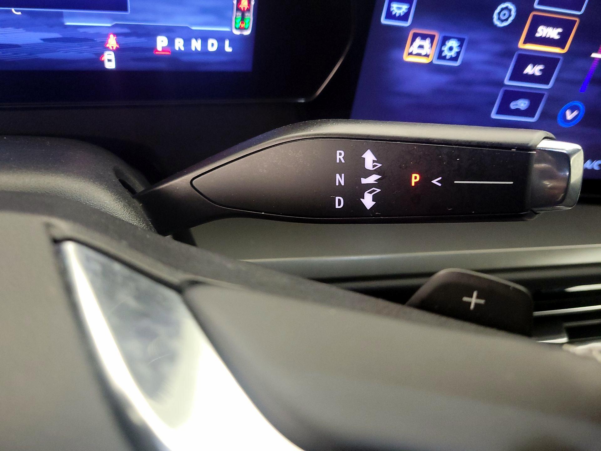 Thumbnail: 2025 Chevrolet Traverse - 17