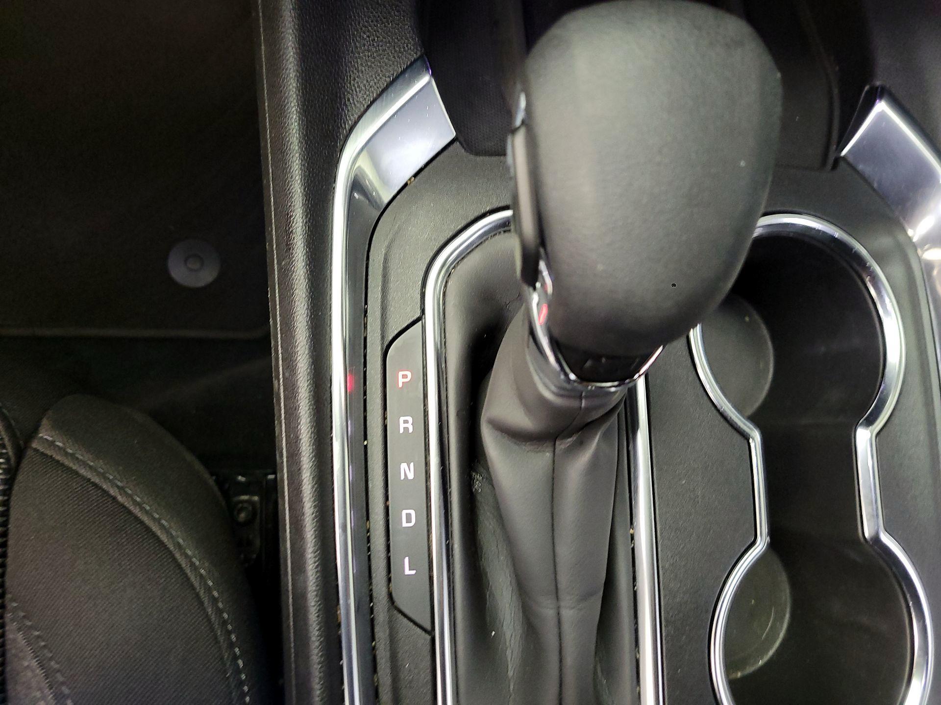 Thumbnail: 2023 Chevrolet Traverse - 17