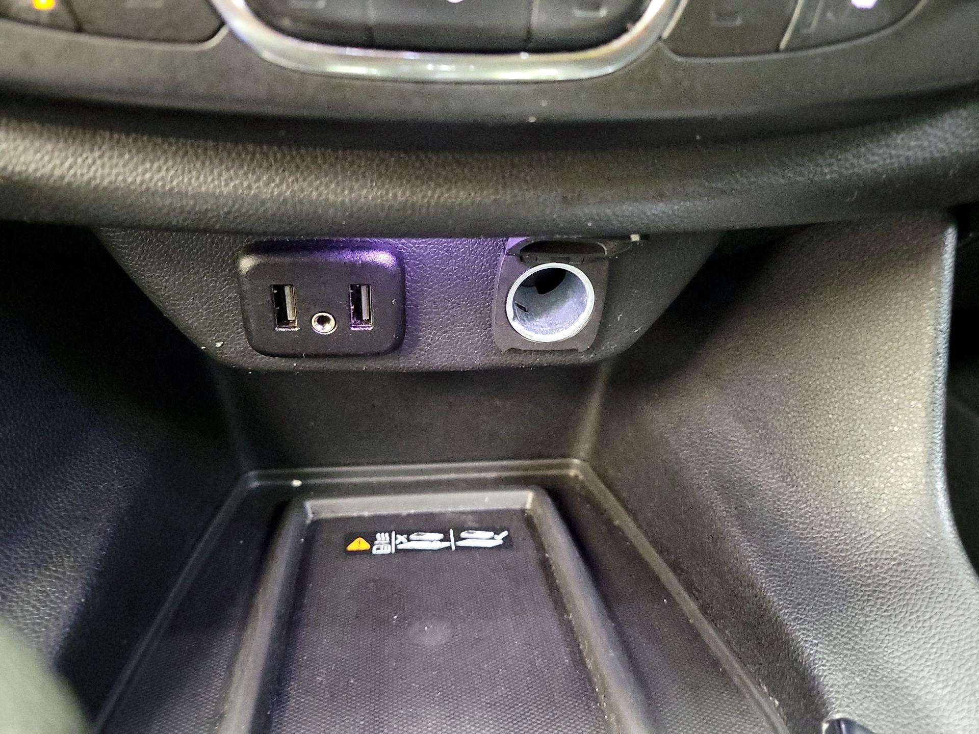 Thumbnail: 2023 Chevrolet Traverse - 18