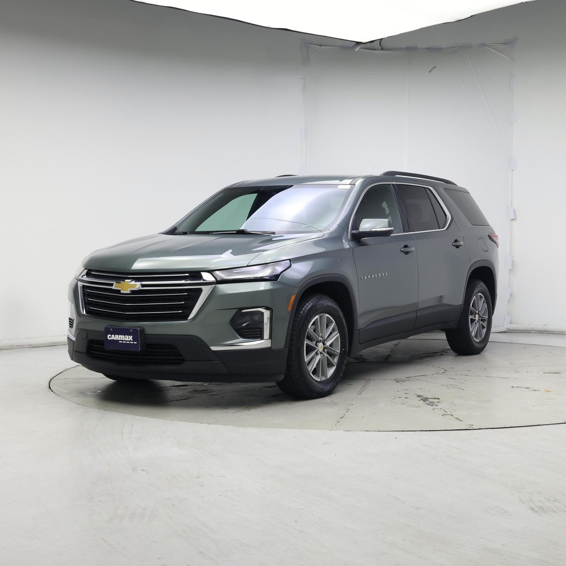 Thumbnail: 2023 Chevrolet Traverse - 4