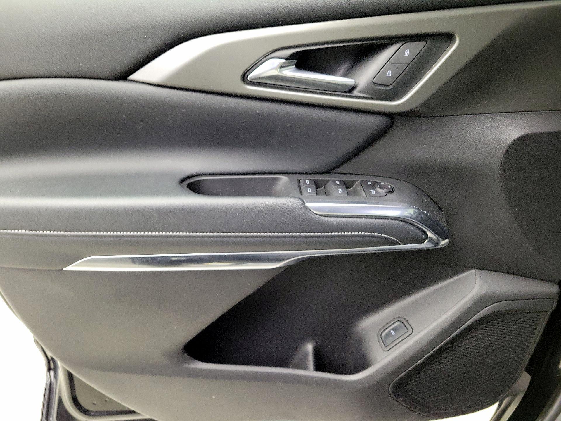 Thumbnail: 2025 Chevrolet Traverse - 12