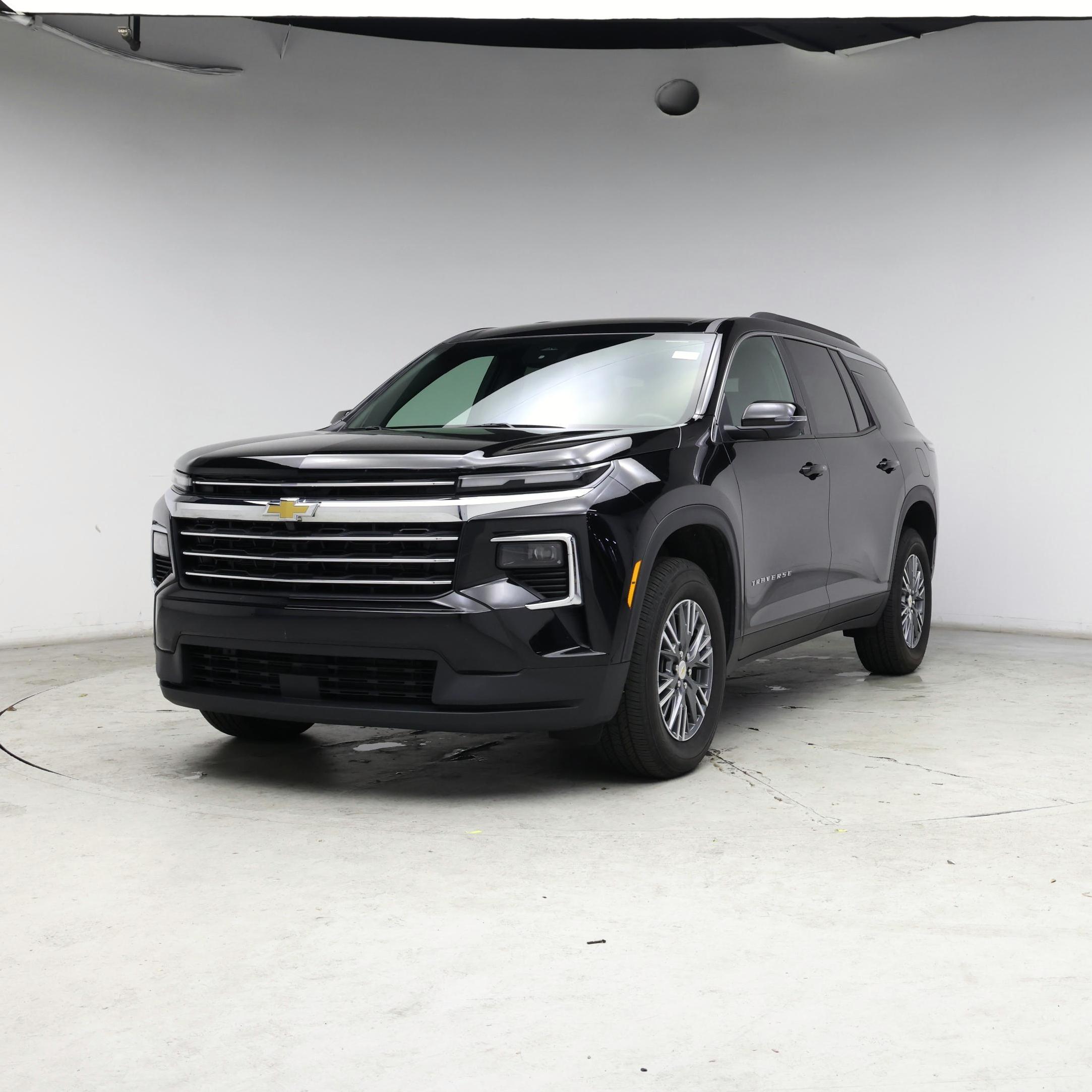 Thumbnail: 2025 Chevrolet Traverse - 4