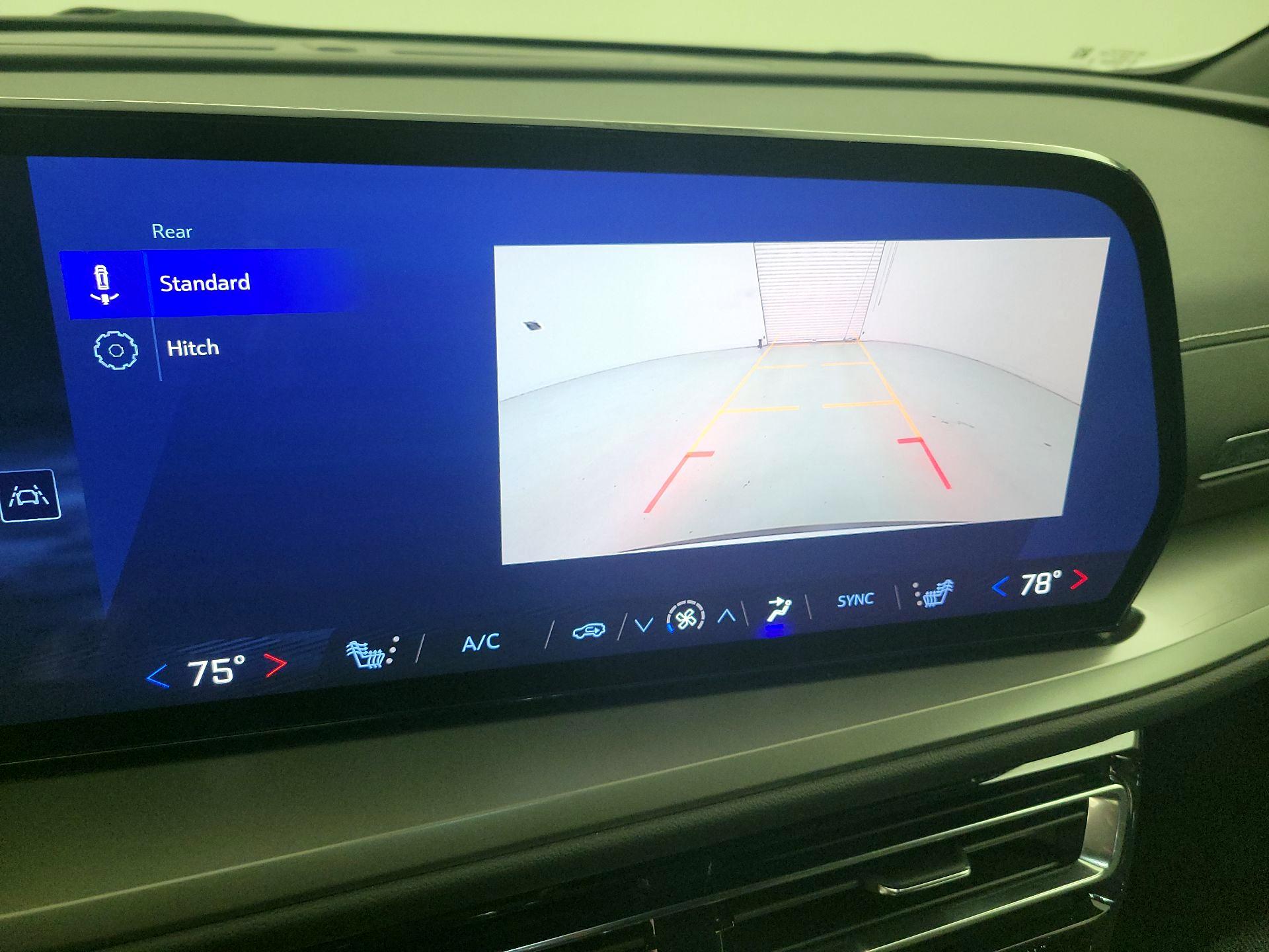 Thumbnail: 2025 Chevrolet Traverse - 15