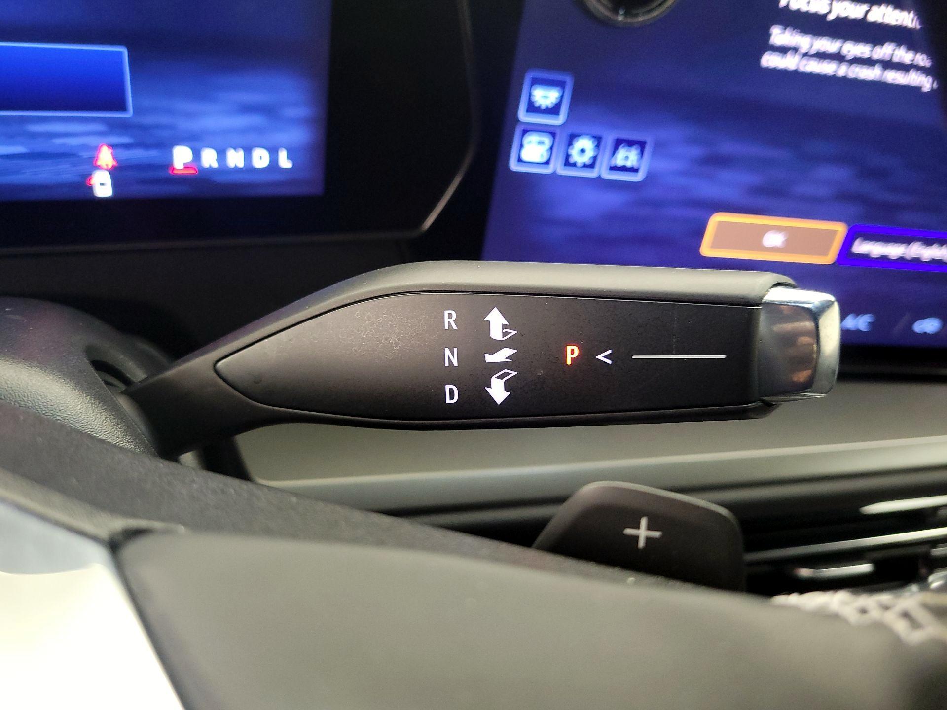 Thumbnail: 2025 Chevrolet Traverse - 18