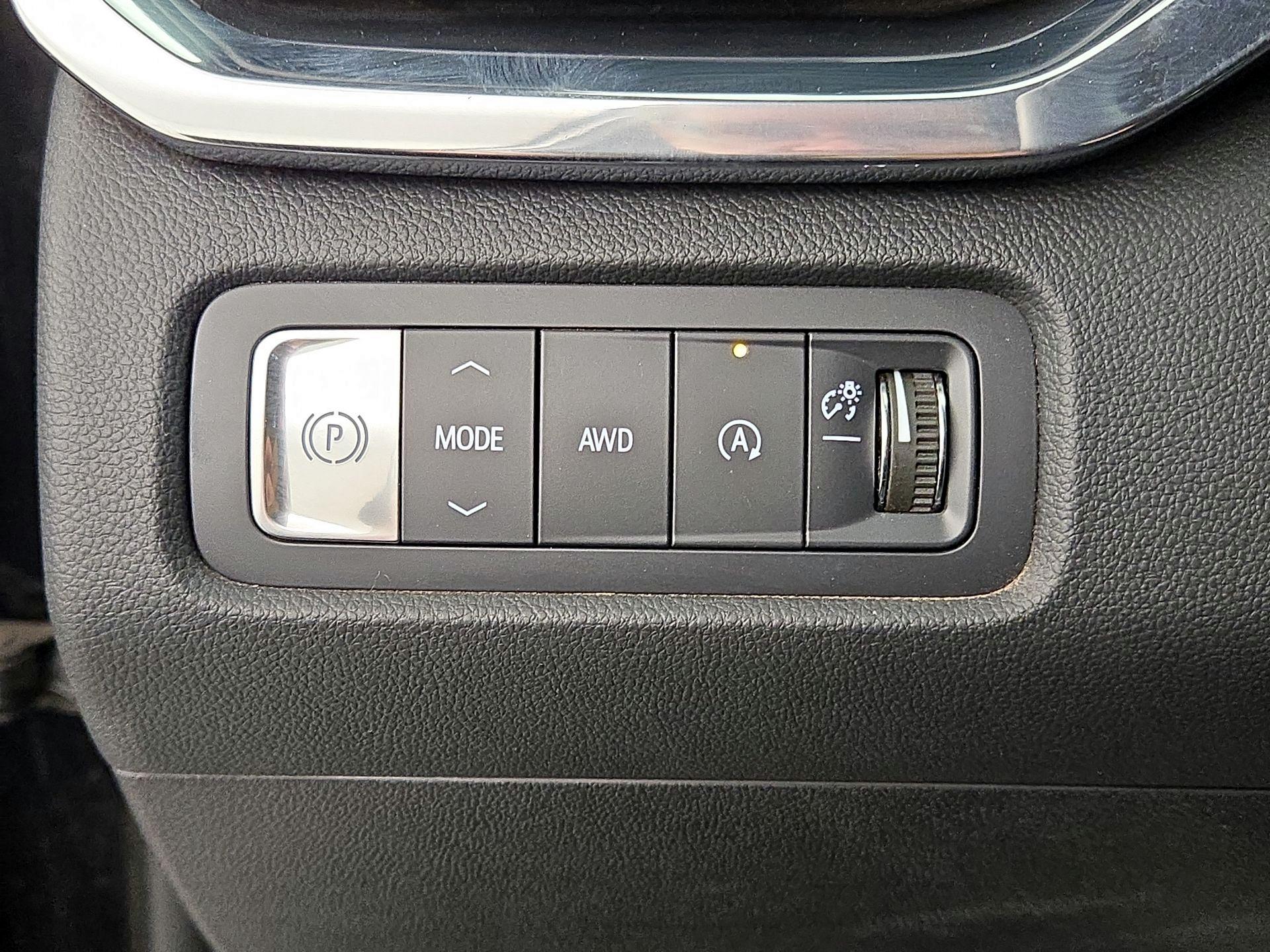 Thumbnail: 2025 GMC Acadia - 13