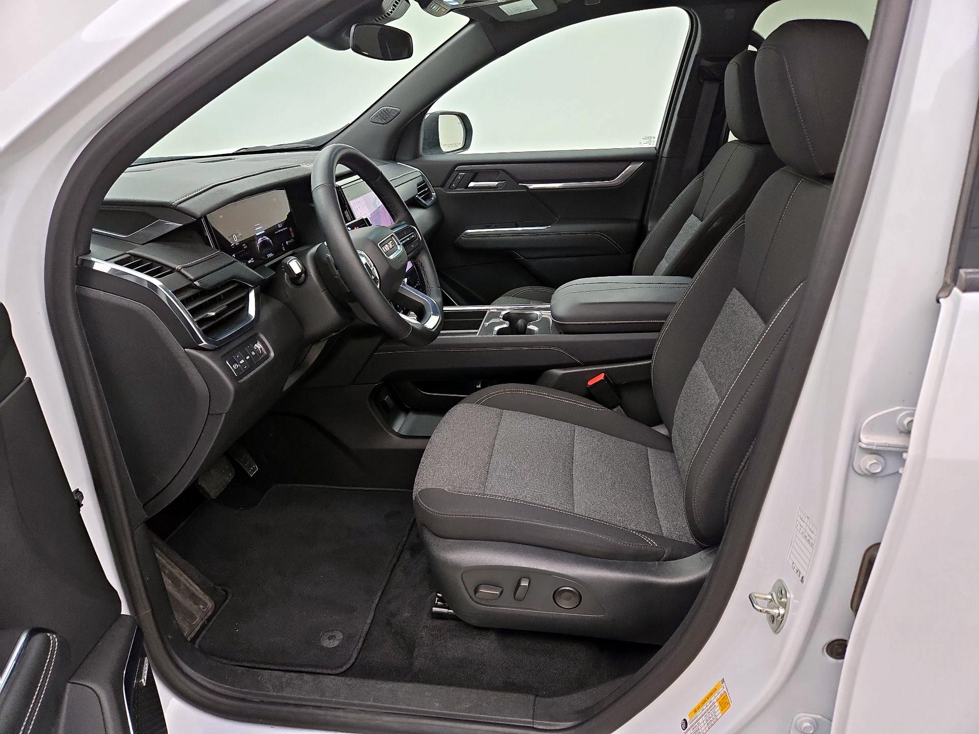 Thumbnail: 2025 GMC Acadia - 11