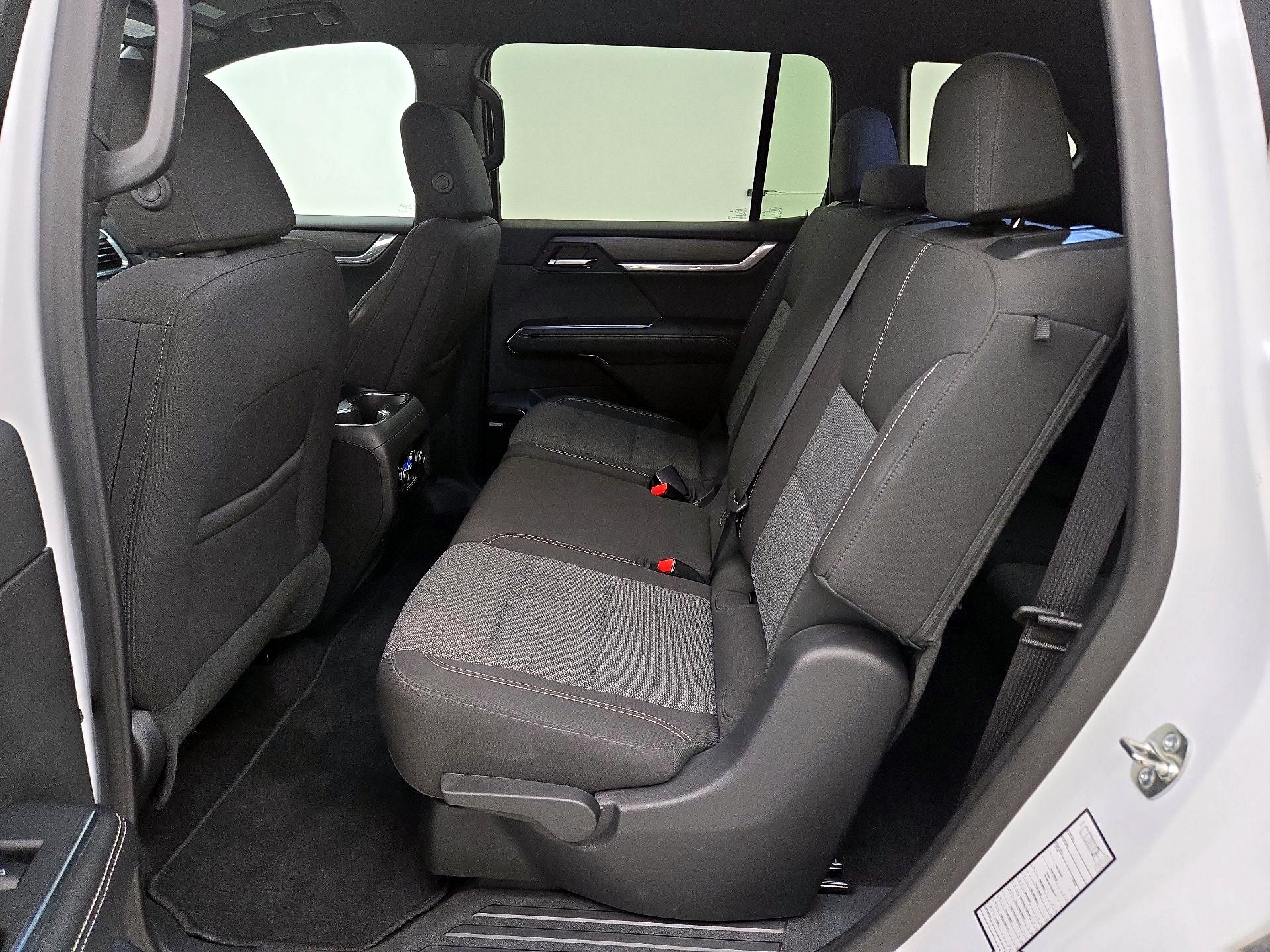 Thumbnail: 2025 GMC Acadia - 20