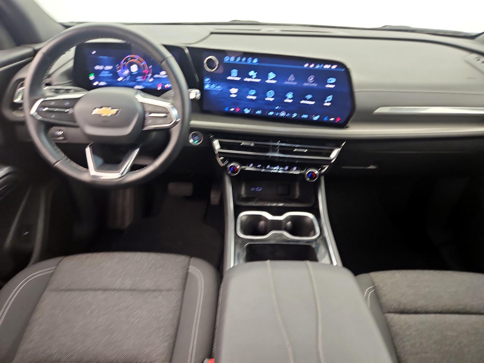 Thumbnail: 2025 Chevrolet Traverse - 9