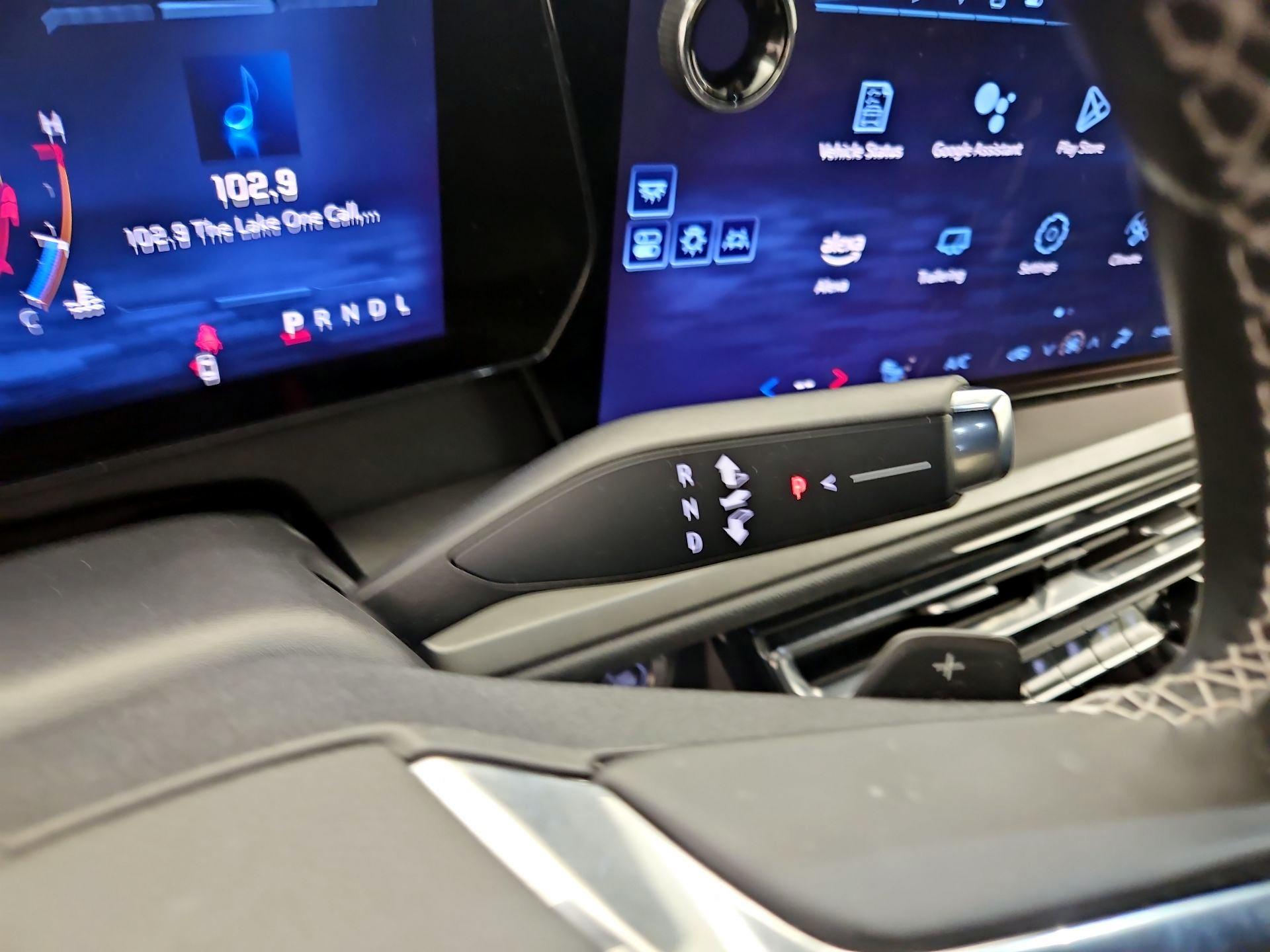 Thumbnail: 2025 Chevrolet Traverse - 17