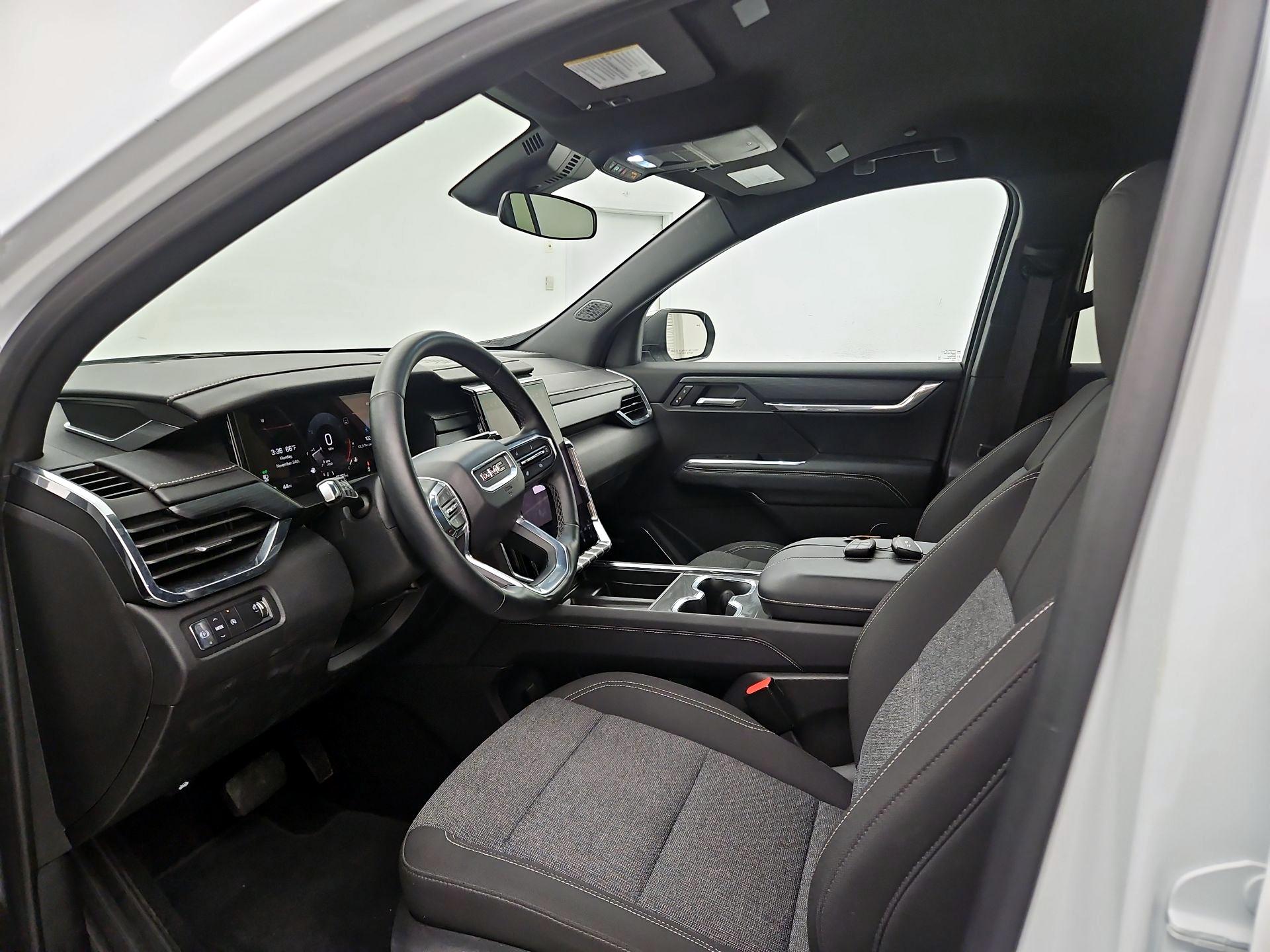 Thumbnail: 2025 GMC Acadia - 11