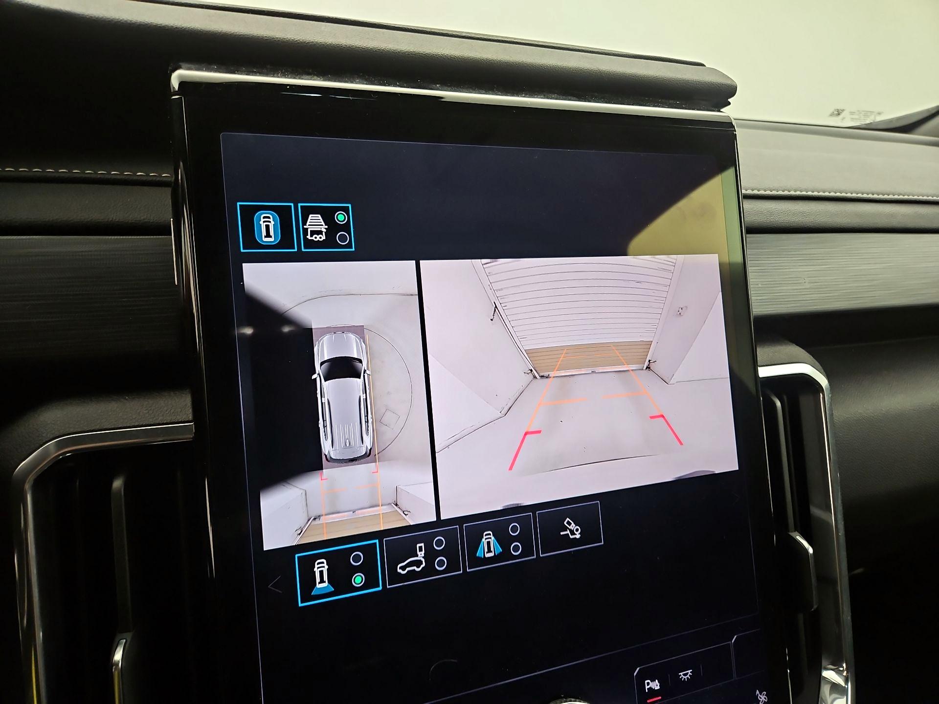 Thumbnail: 2025 GMC Acadia - 14