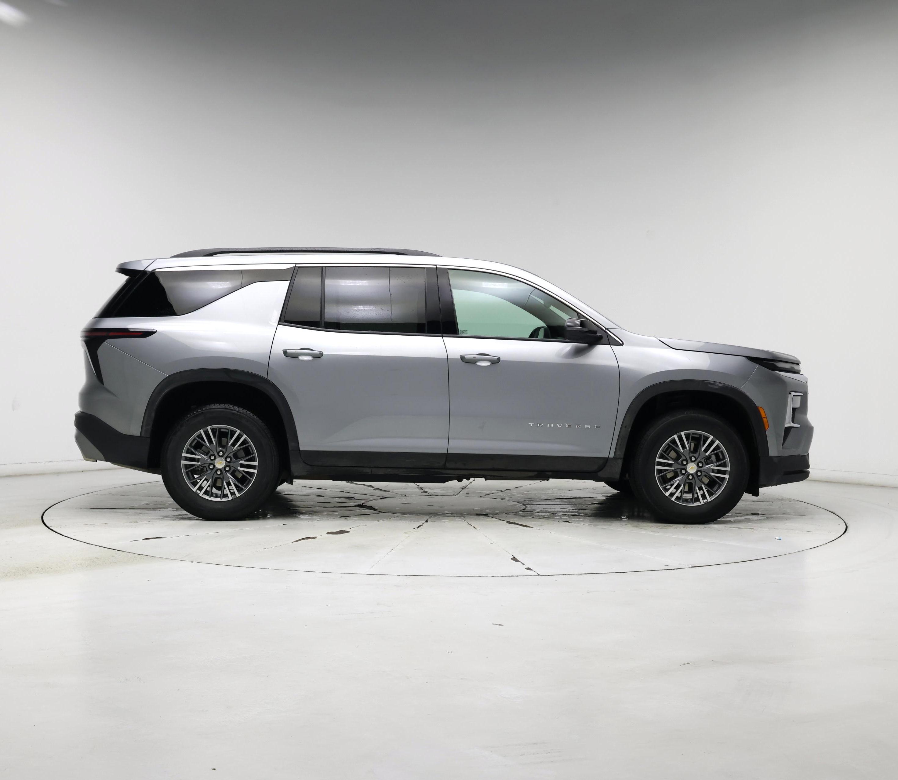 Thumbnail: 2025 Chevrolet Traverse - 7