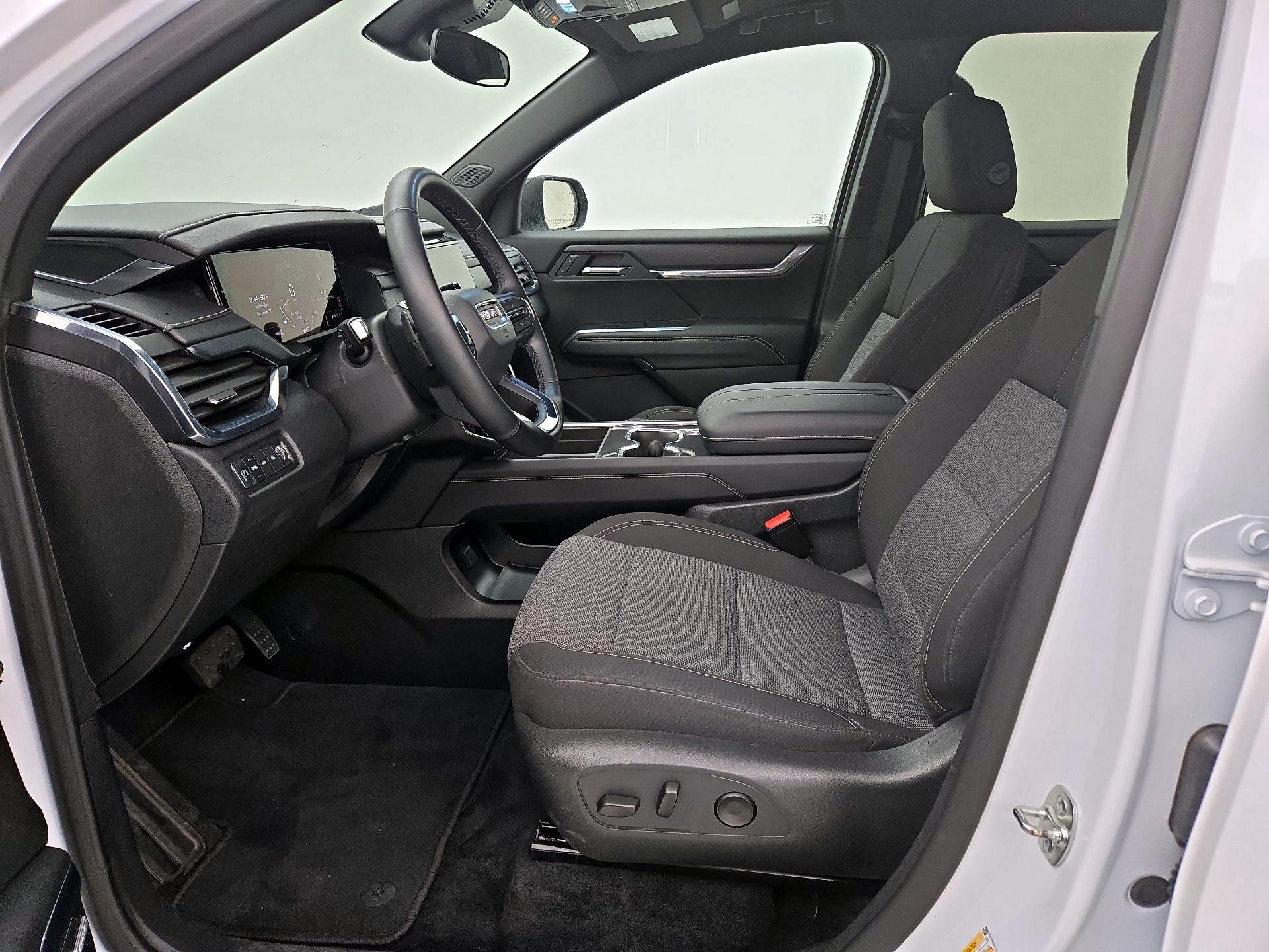 Thumbnail: 2025 GMC Acadia - 11