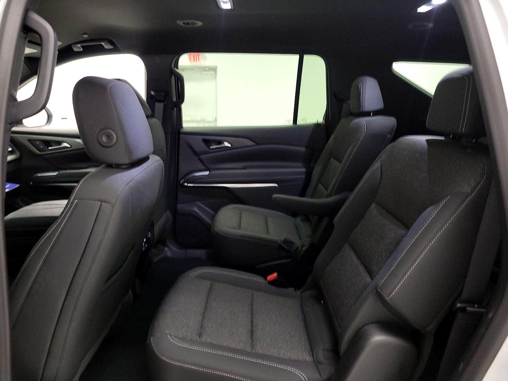 Thumbnail: 2025 Chevrolet Traverse - 20