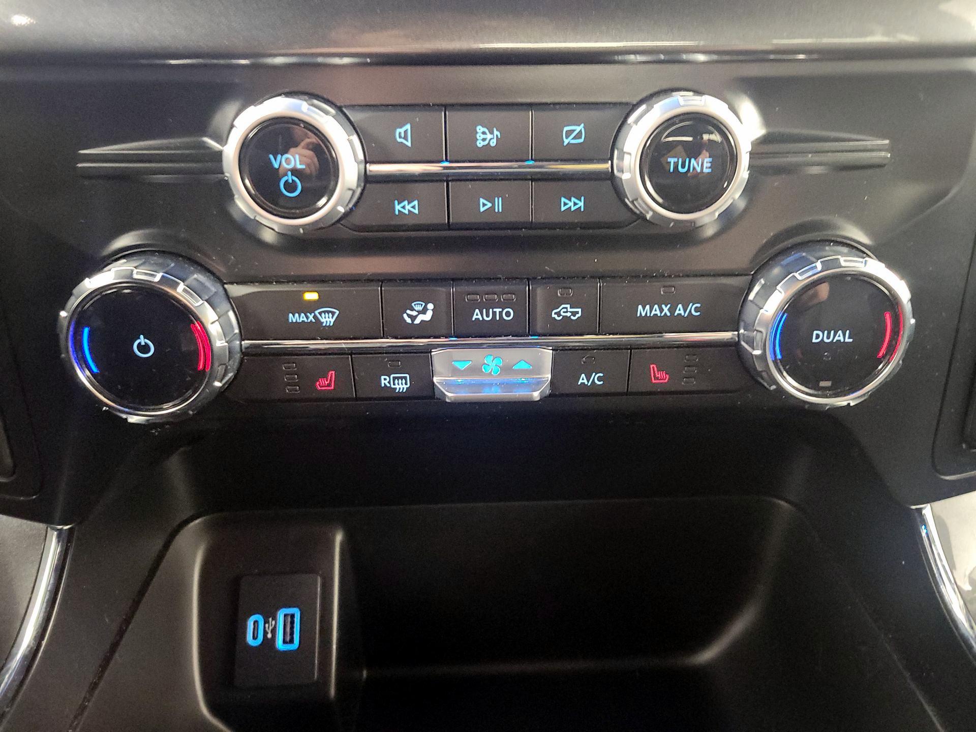 Thumbnail: 2023 Ford F-150 - 17