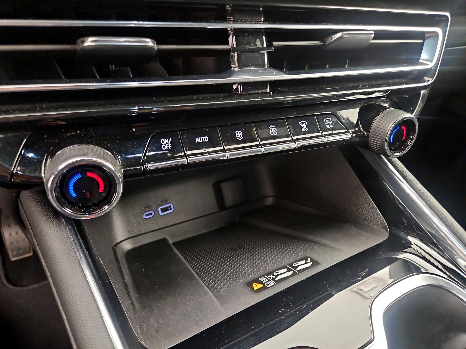 Thumbnail: 2025 Chevrolet Traverse - 17