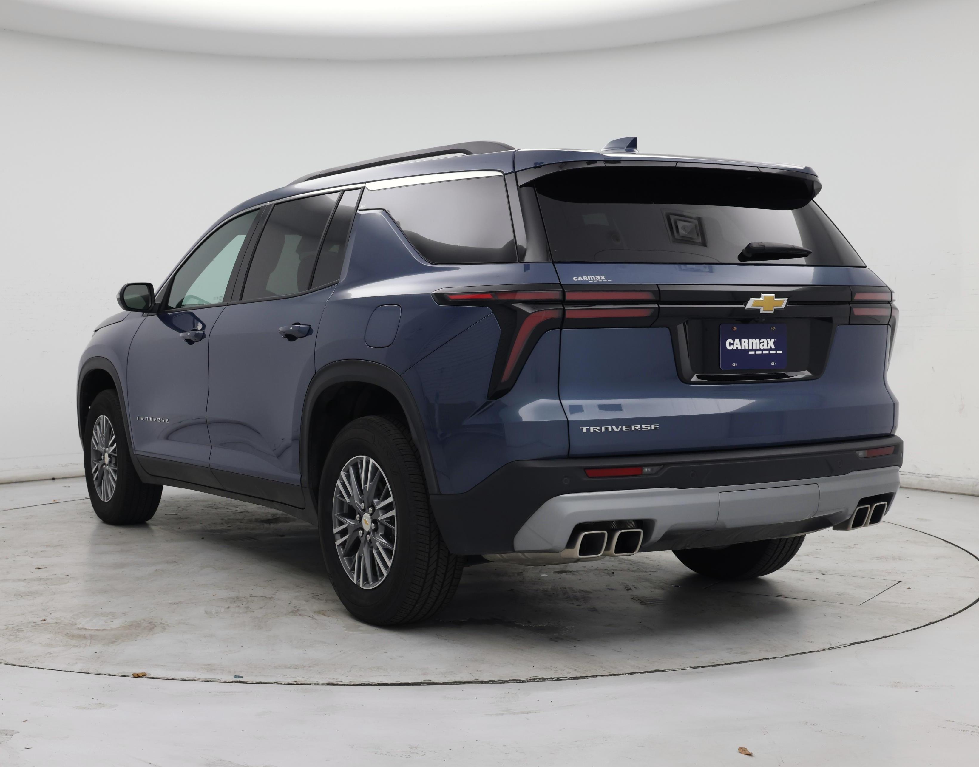 Thumbnail: 2025 Chevrolet Traverse - 2