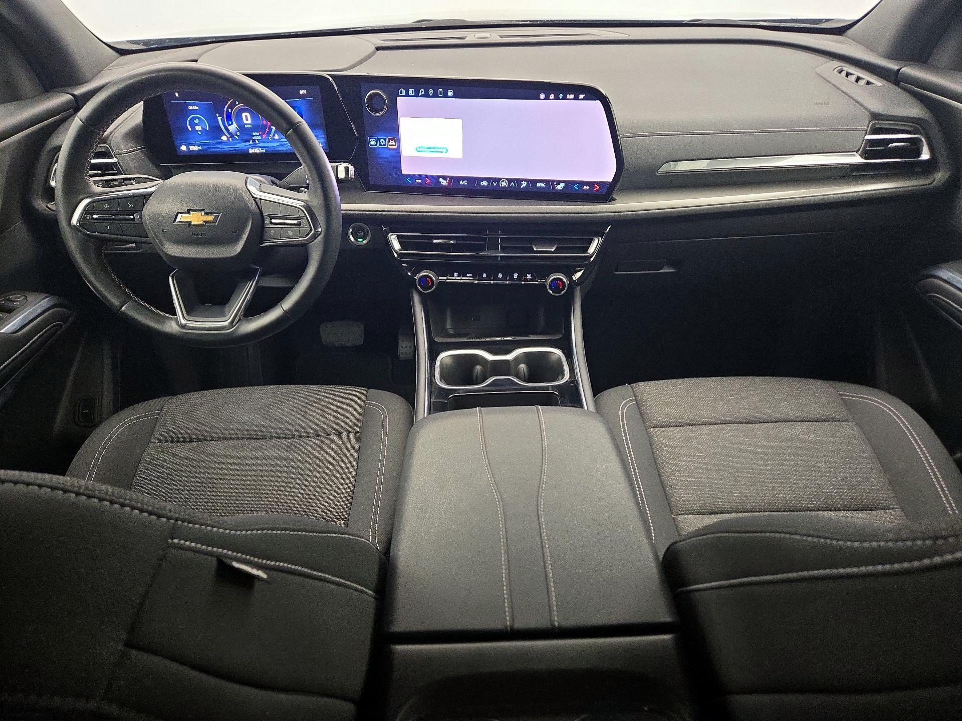 Thumbnail: 2025 Chevrolet Traverse - 9