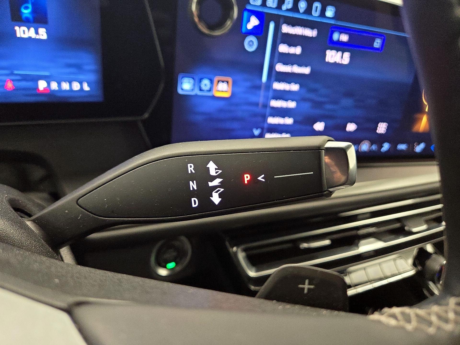 Thumbnail: 2025 Chevrolet Traverse - 17