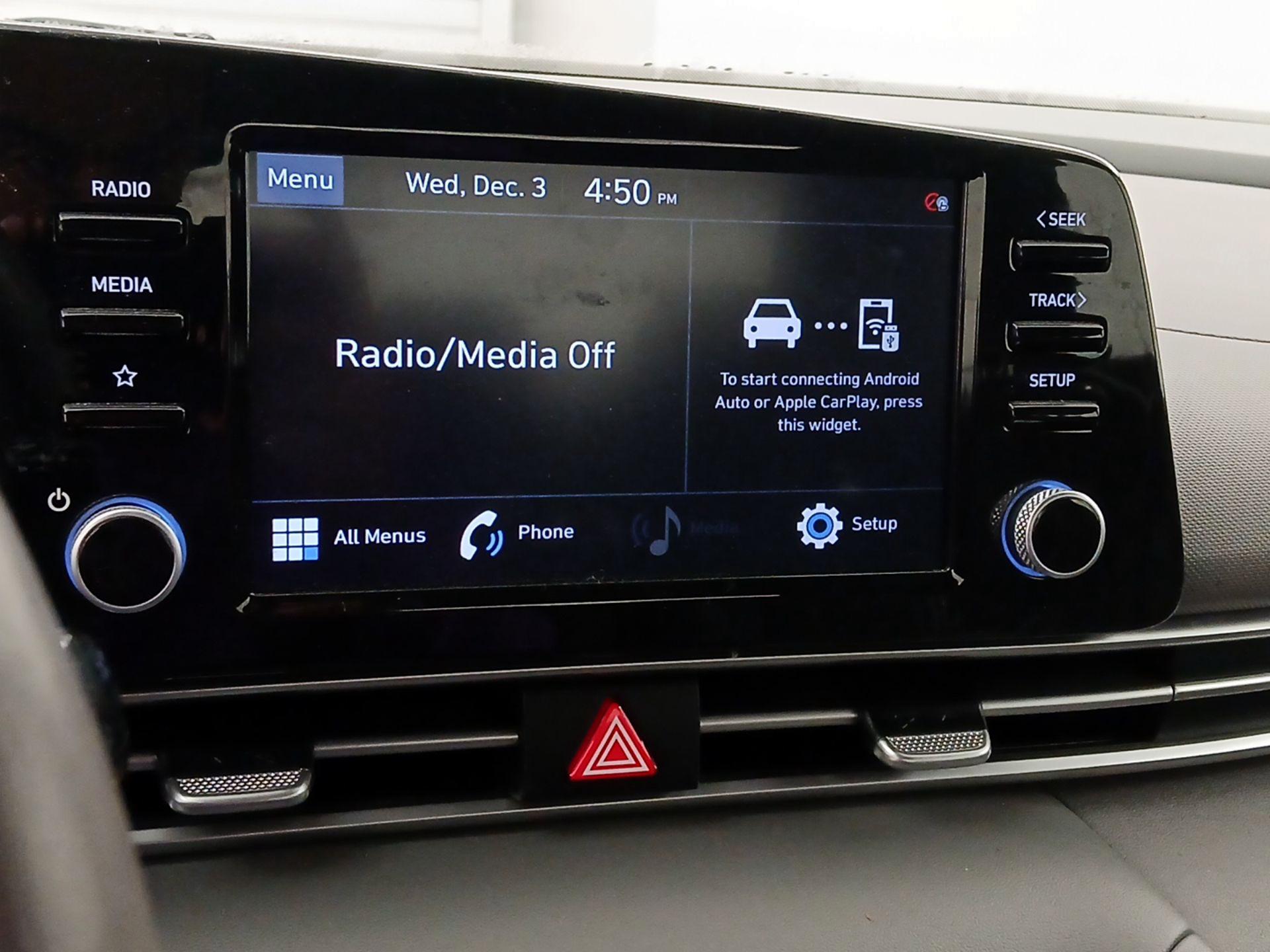 Thumbnail: 2022 Hyundai Elantra - 15