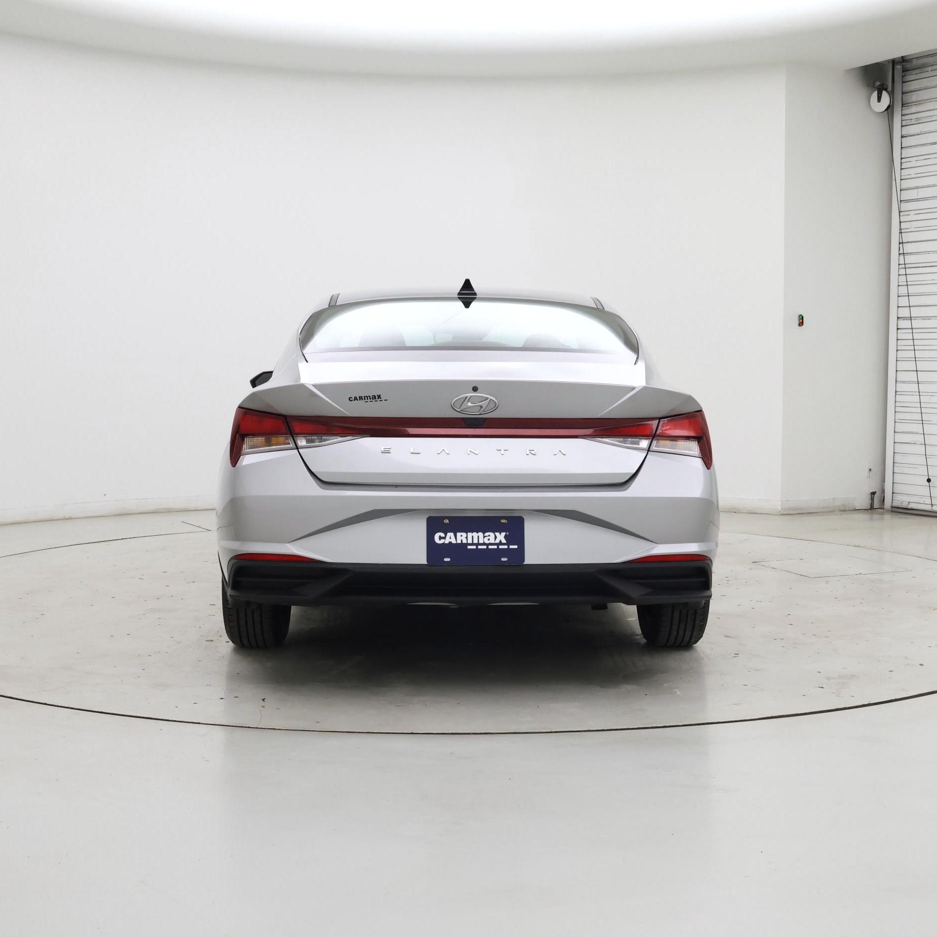 Thumbnail: 2022 Hyundai Elantra - 6