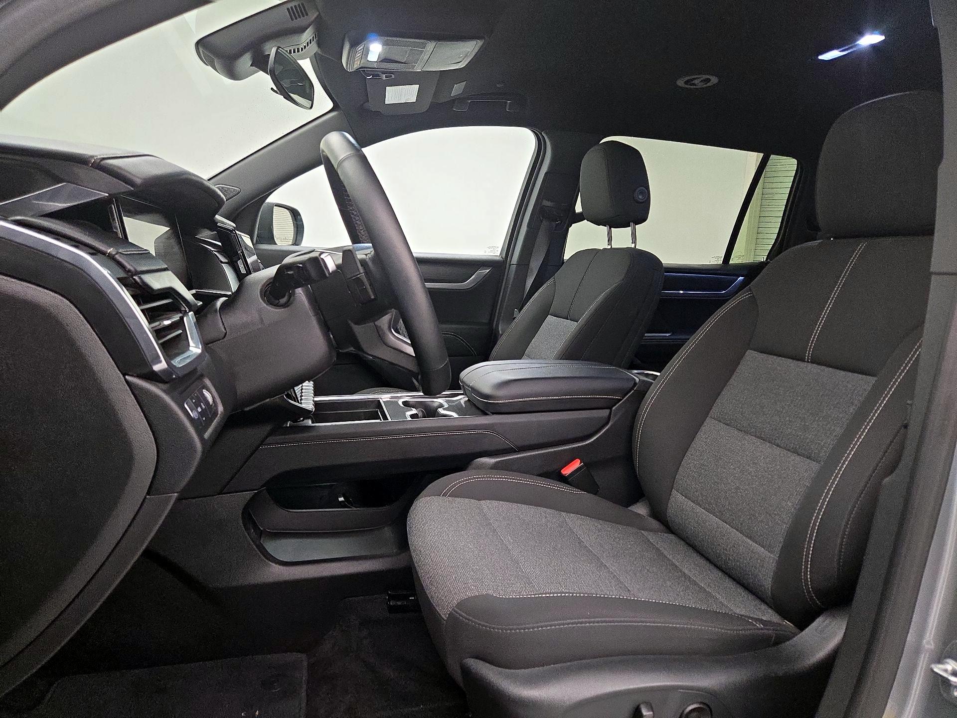 Thumbnail: 2025 GMC Acadia - 11