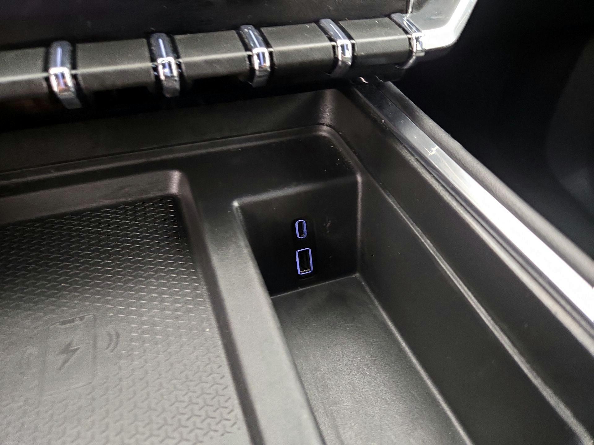 Thumbnail: 2025 GMC Acadia - 19