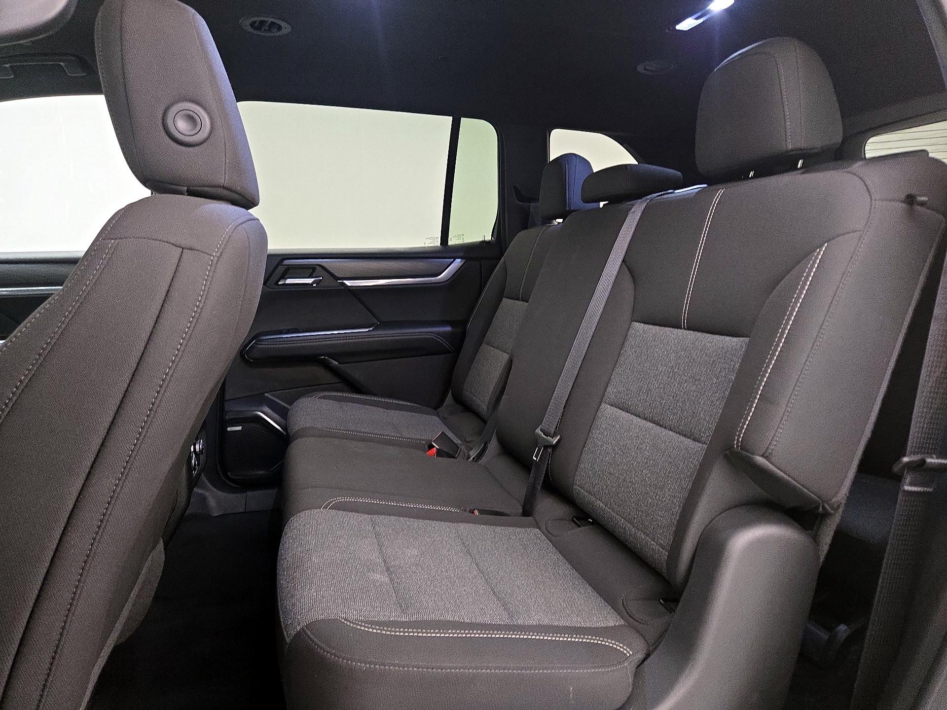 Thumbnail: 2025 GMC Acadia - 20