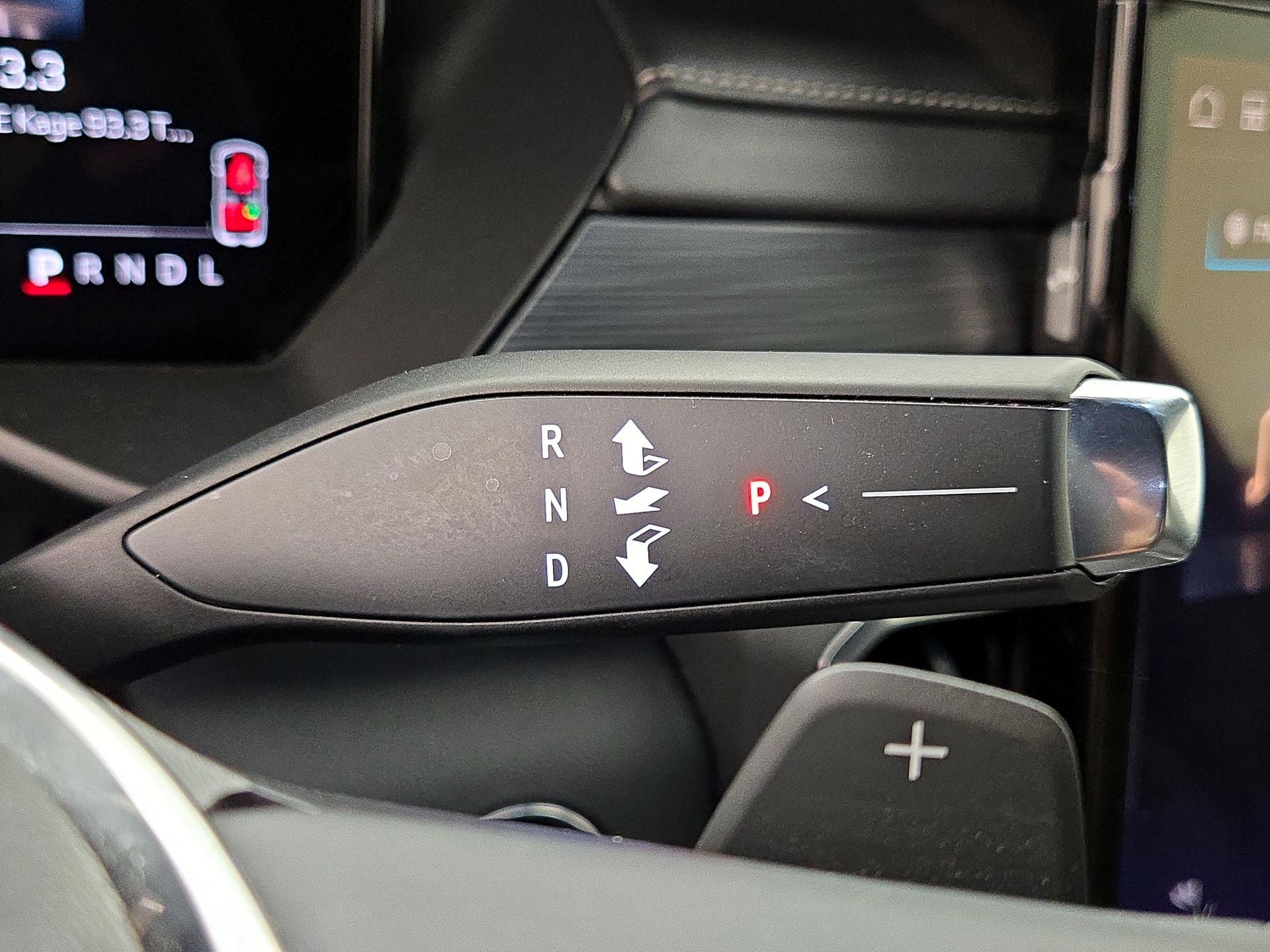 Thumbnail: 2025 GMC Acadia - 17