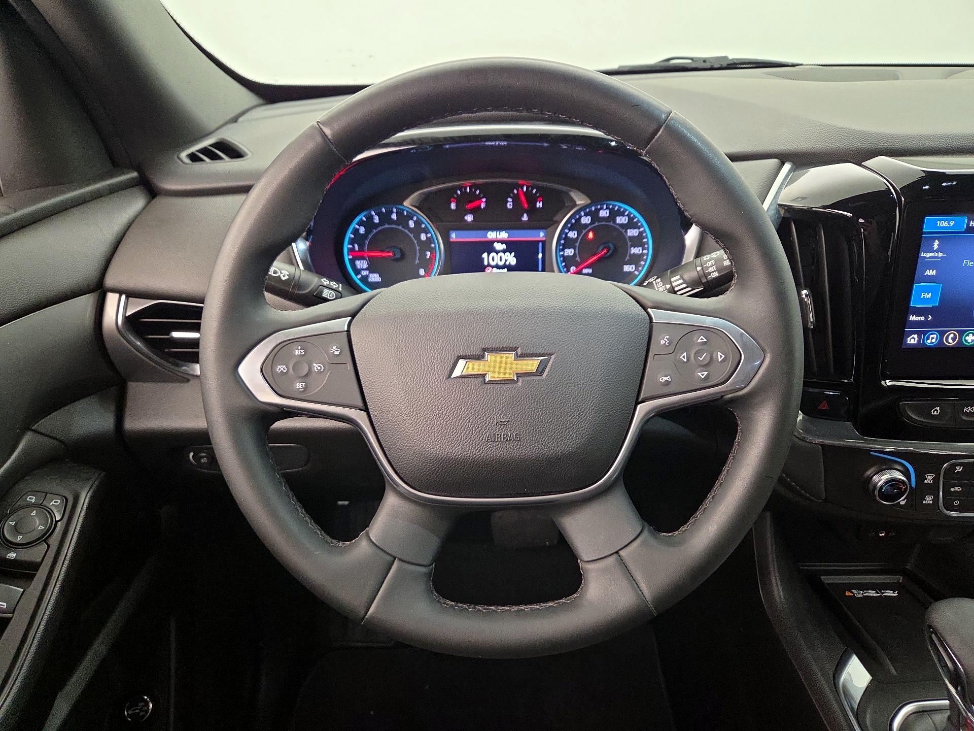 Thumbnail: 2023 Chevrolet Traverse - 10