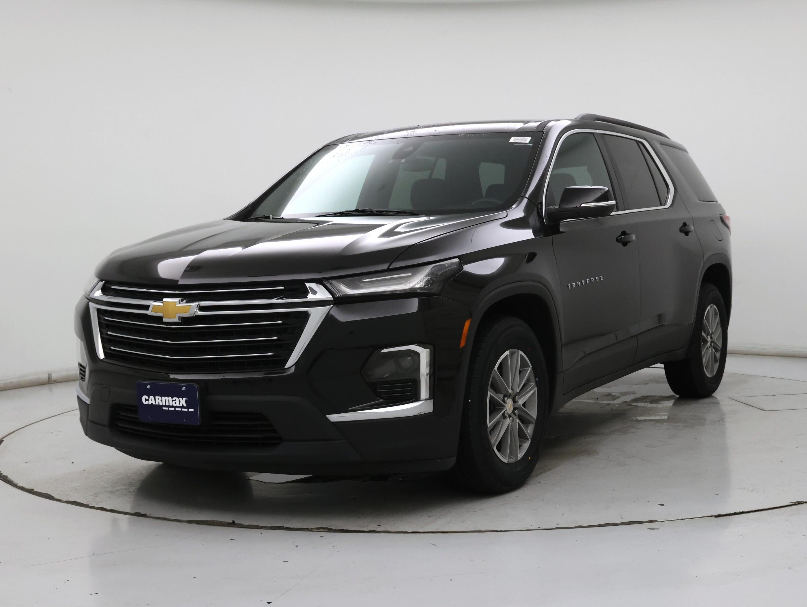 Thumbnail: 2023 Chevrolet Traverse - 4