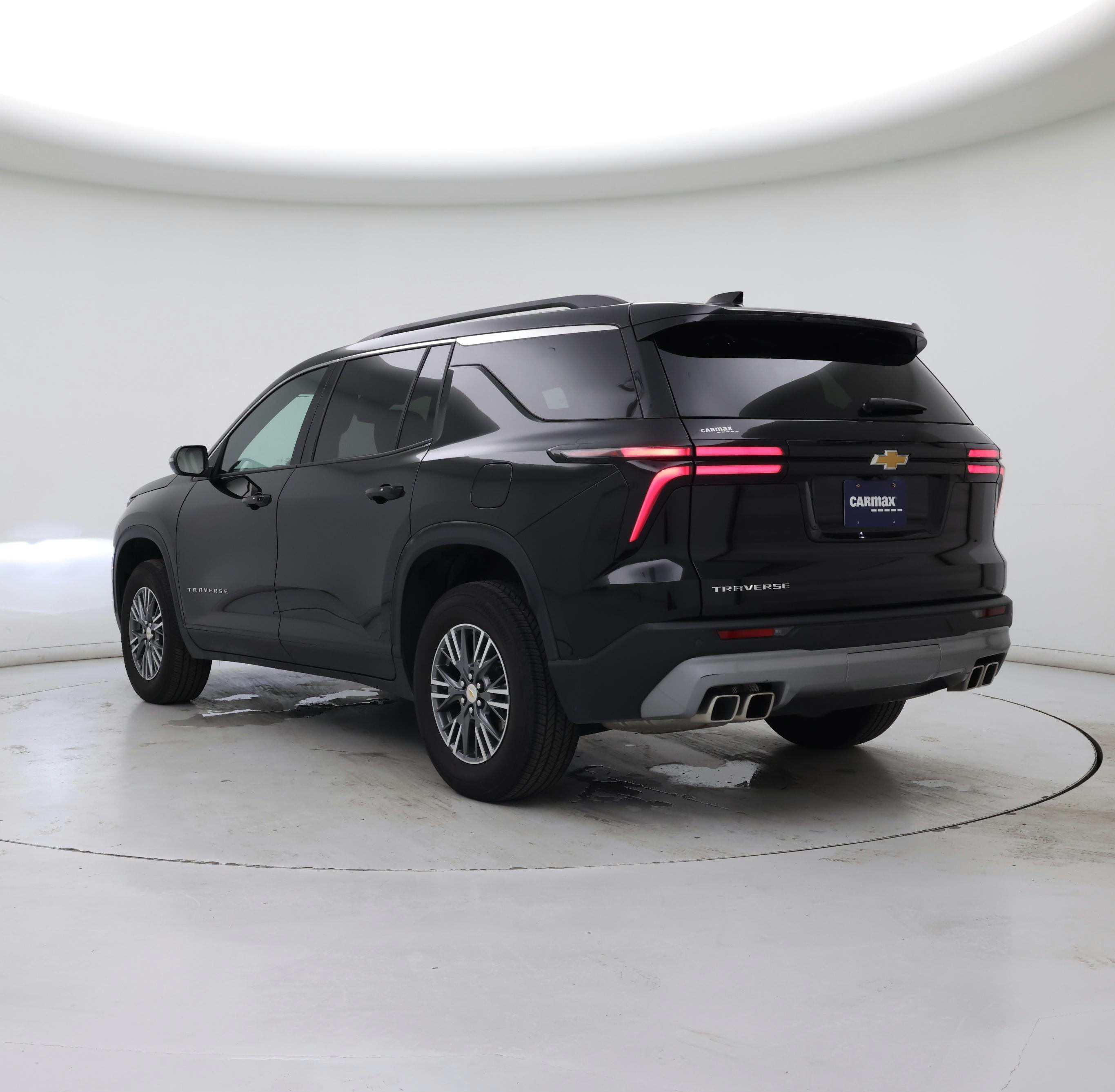 Thumbnail: 2025 Chevrolet Traverse - 2