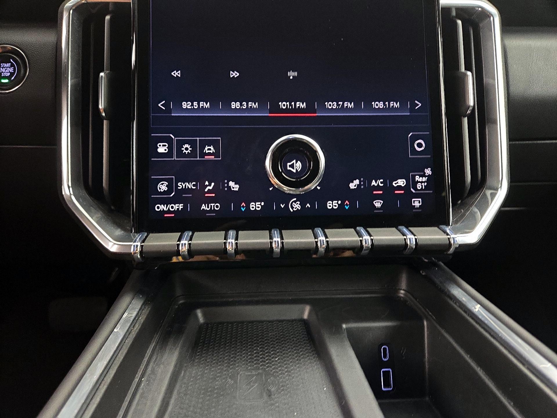 Thumbnail: 2025 GMC Acadia - 16