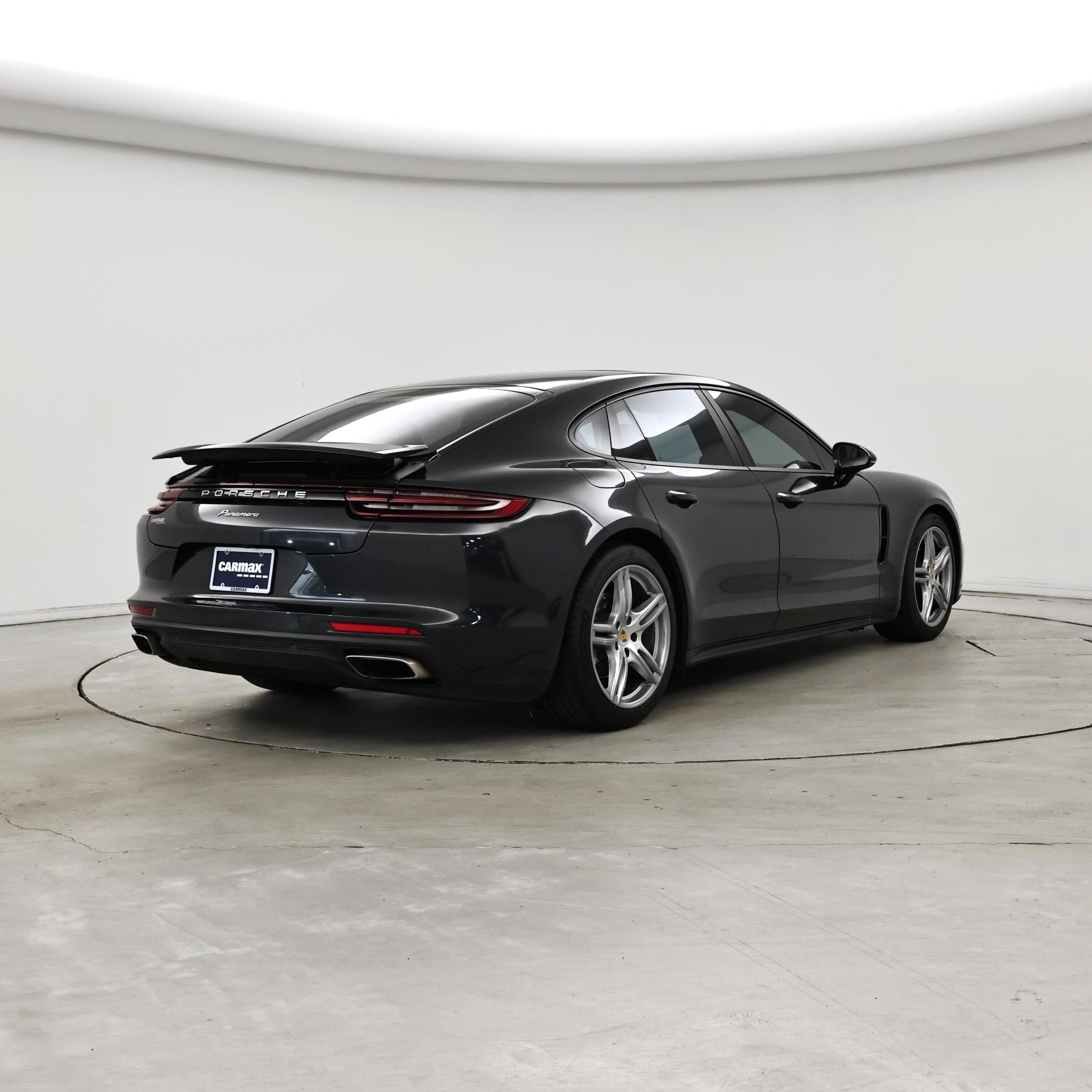 Thumbnail: 2018 Porsche Panamera - 8