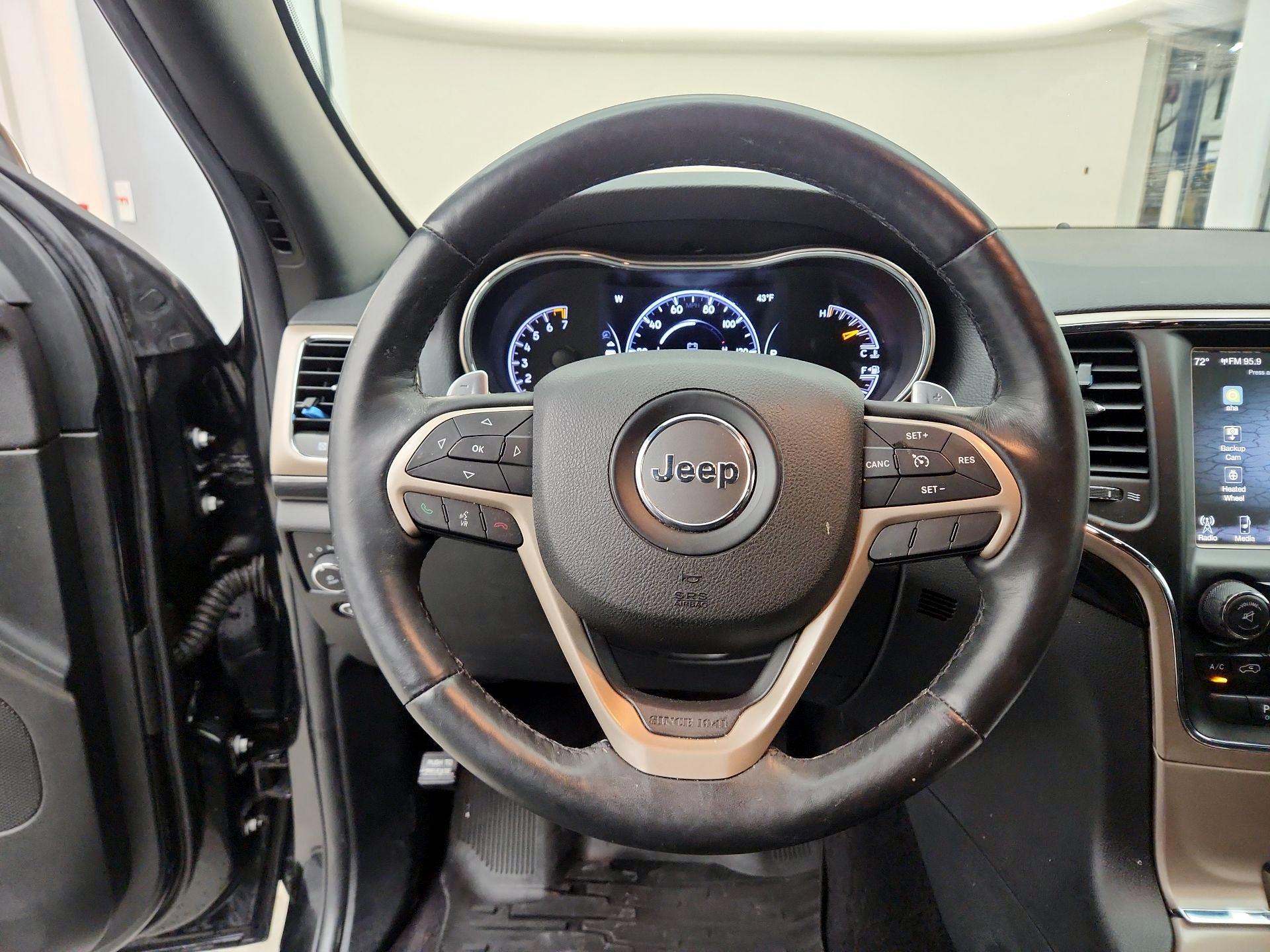 Thumbnail: 2017 Jeep Grand Cherokee - 10