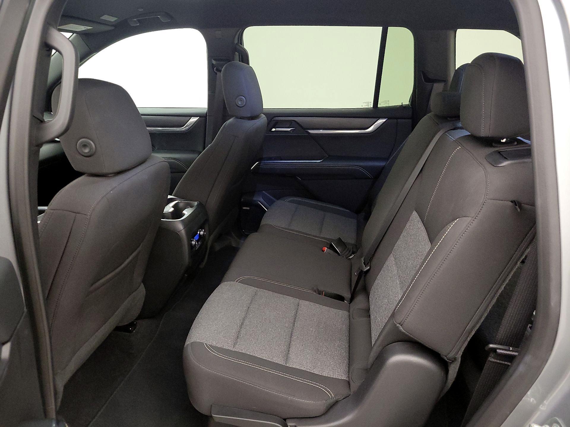 Thumbnail: 2025 GMC Acadia - 20