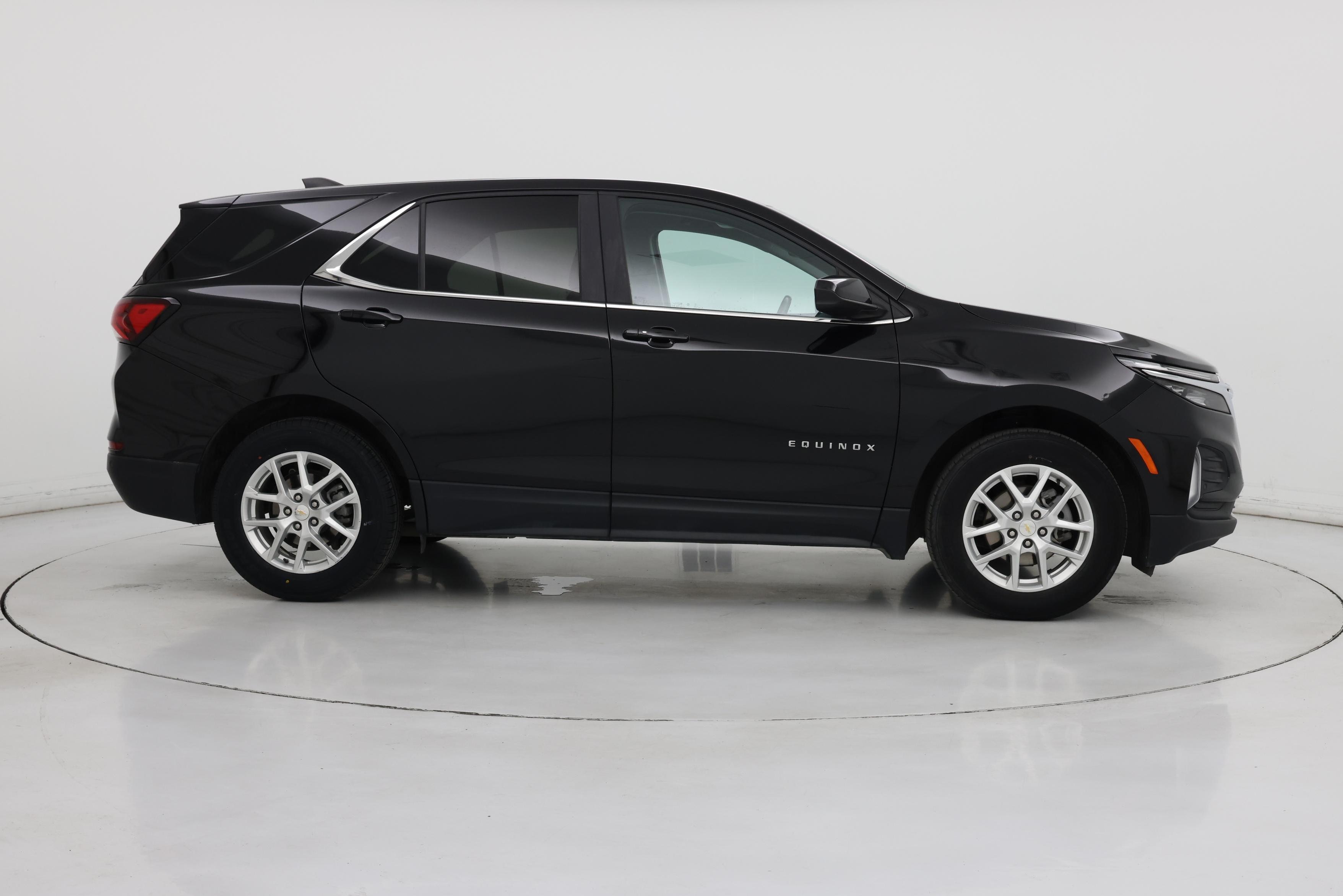 Thumbnail: 2022 Chevrolet Equinox - 7