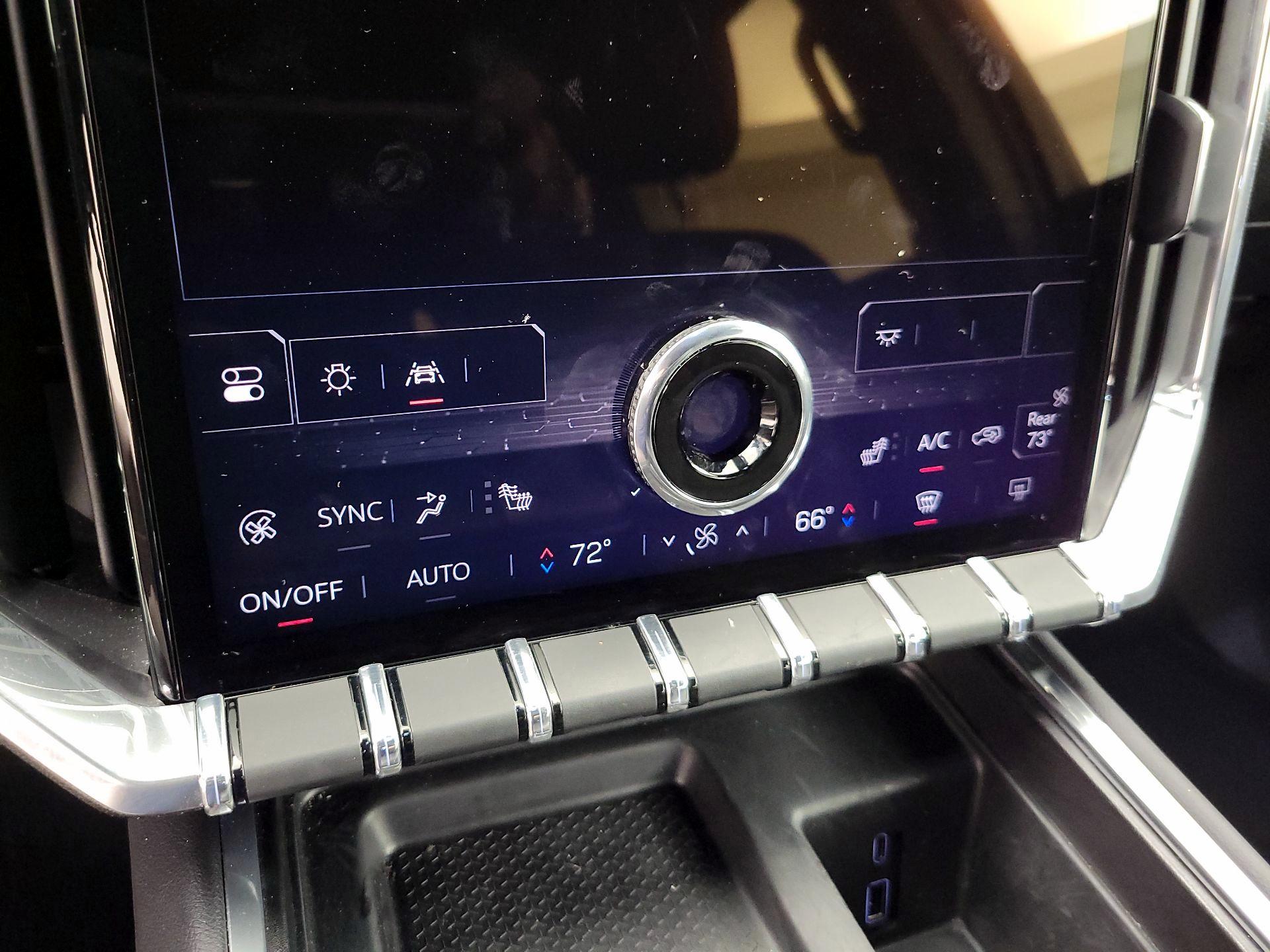 Thumbnail: 2025 GMC Acadia - 17