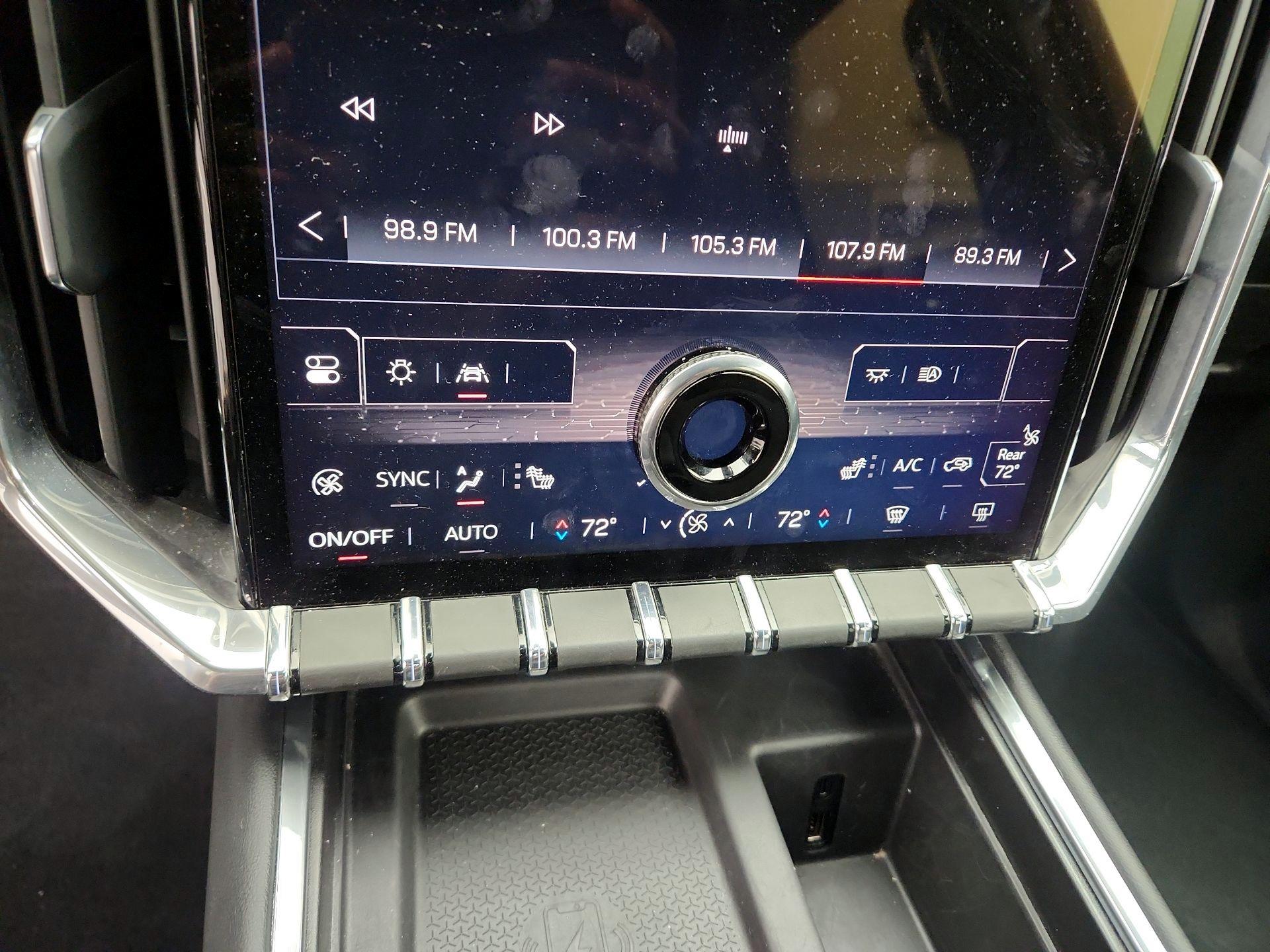 Thumbnail: 2025 GMC Acadia - 17