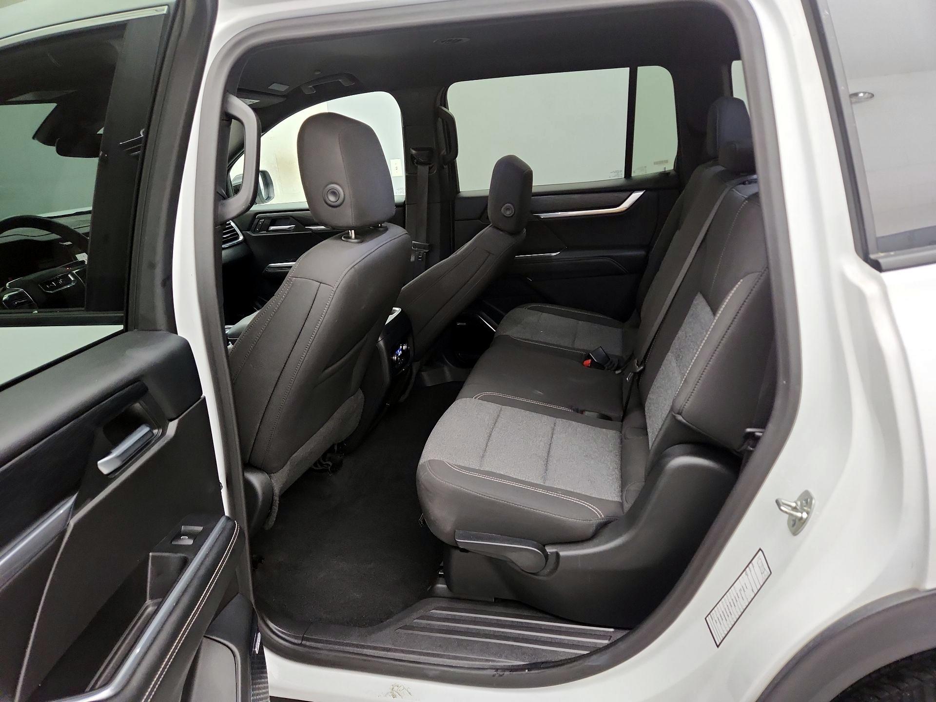 Thumbnail: 2025 GMC Acadia - 20