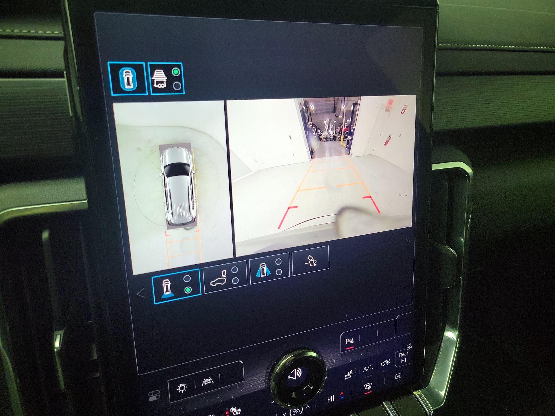 Thumbnail: 2025 GMC Acadia - 14