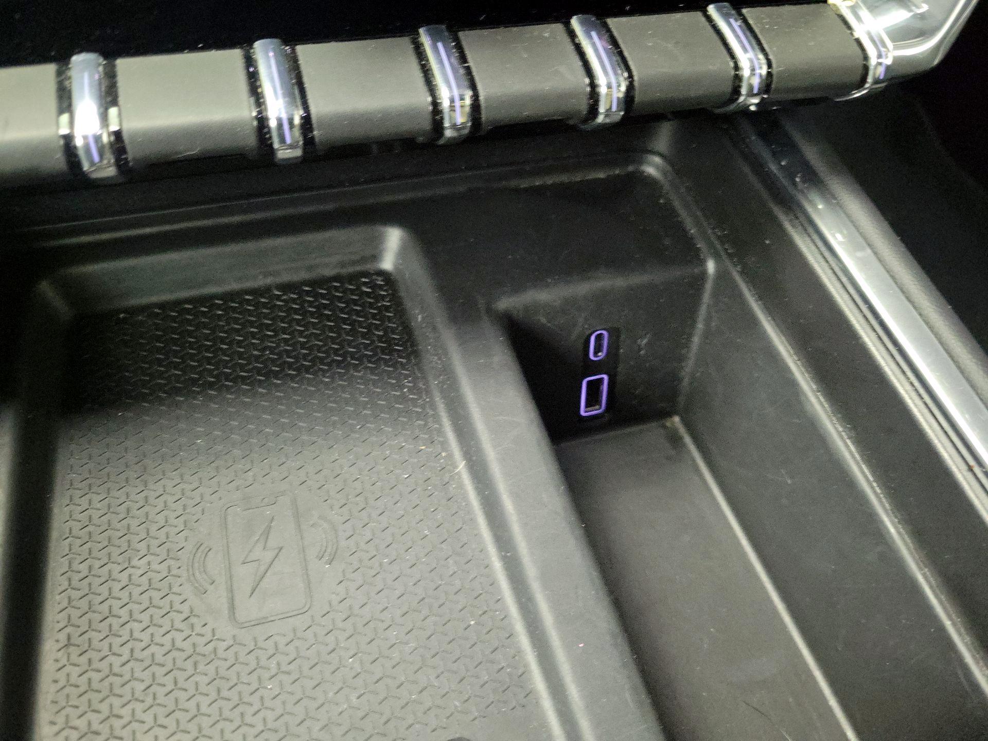 Thumbnail: 2025 GMC Acadia - 18